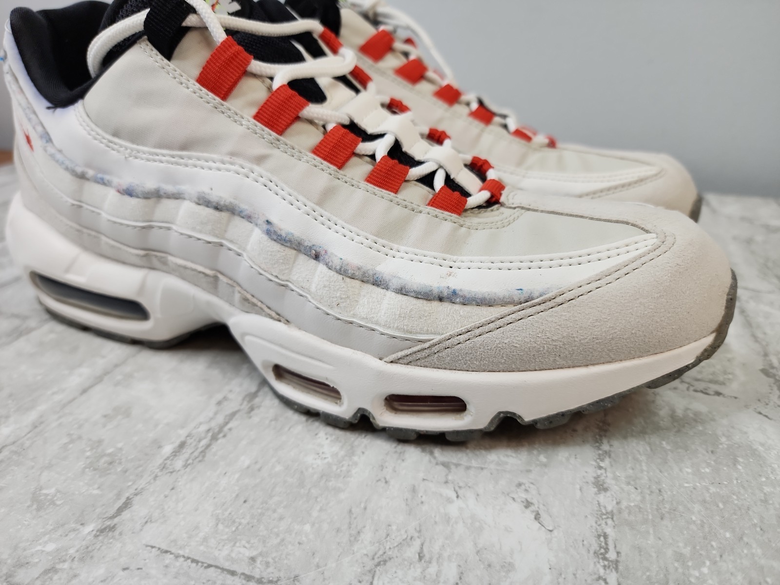 Nike Air Max 95 SE Double Swoosh Light Bone Habanero Red Mens Sz 9.5 DQ0268-002