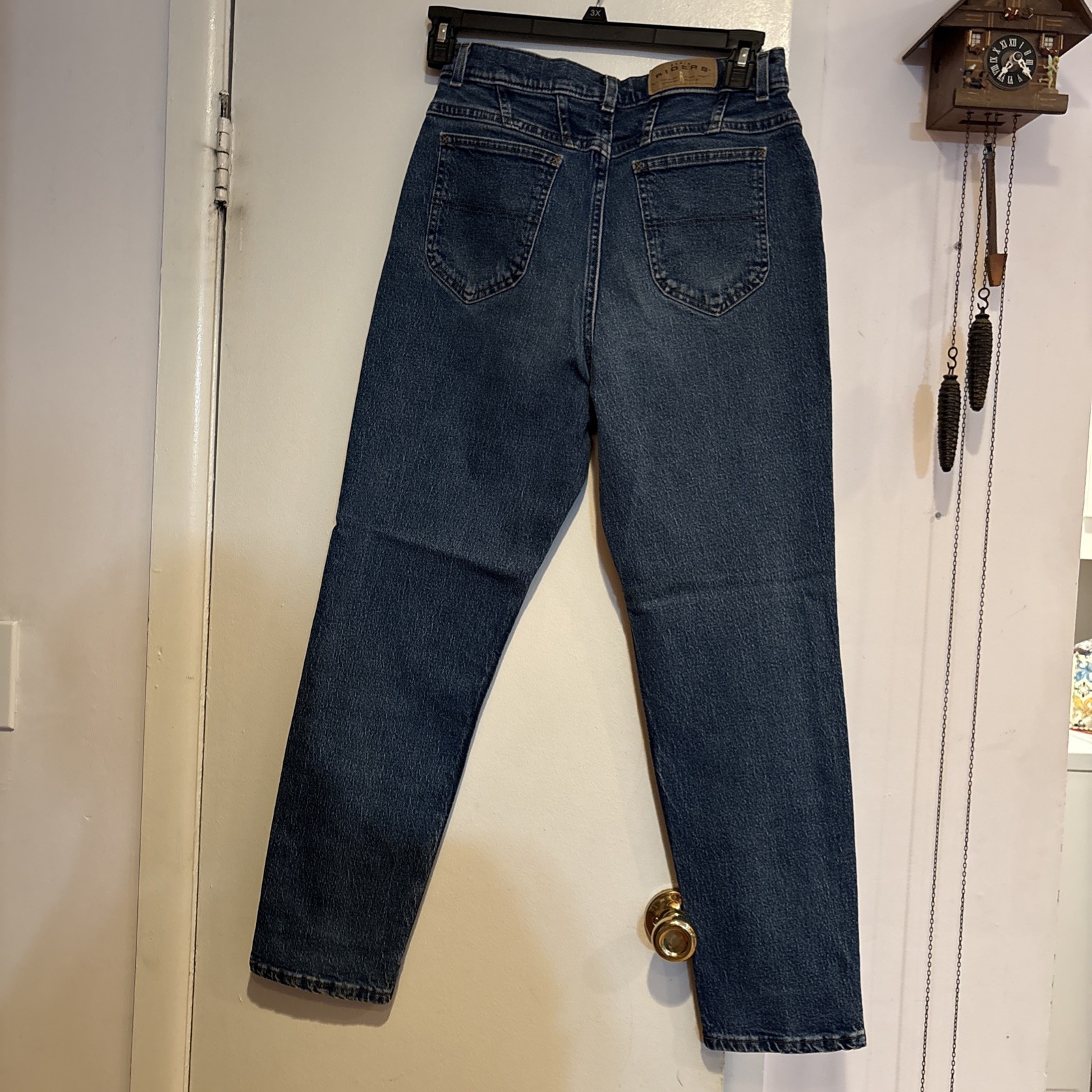 Denim Riders Women’s Tag Faded Measurements 30” Waist 40” Long Inseam 28”