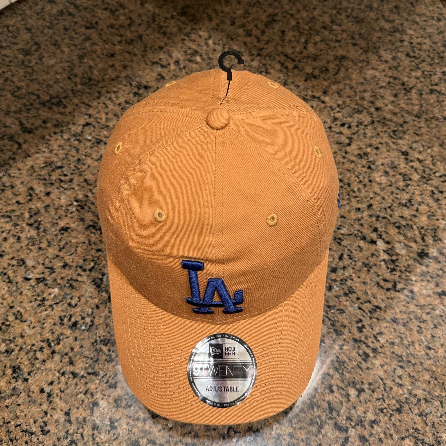 Los Angeles Dodgers Hat New Era 9TWENTY Strap Back Tan MLB Dad Cap New