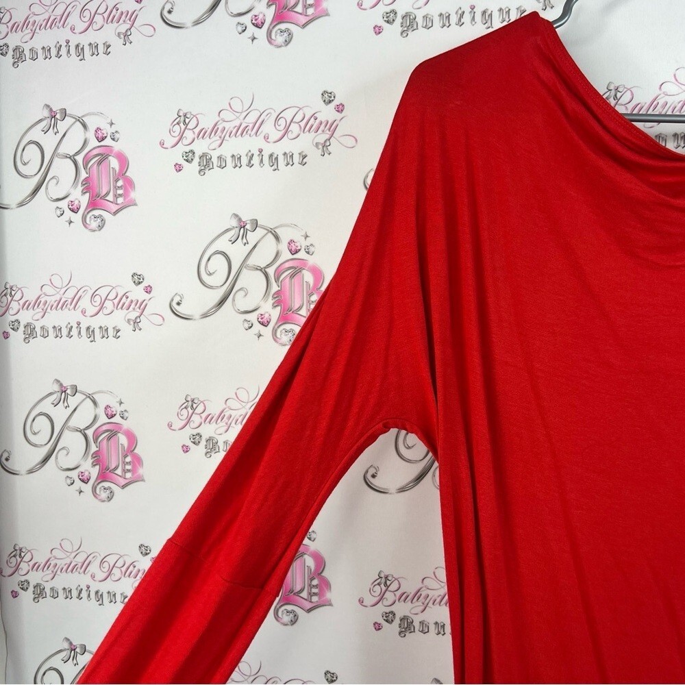 Stella & Dot top asymmetrical hem bright red stretchy Scarlet Long Sleeve Tee