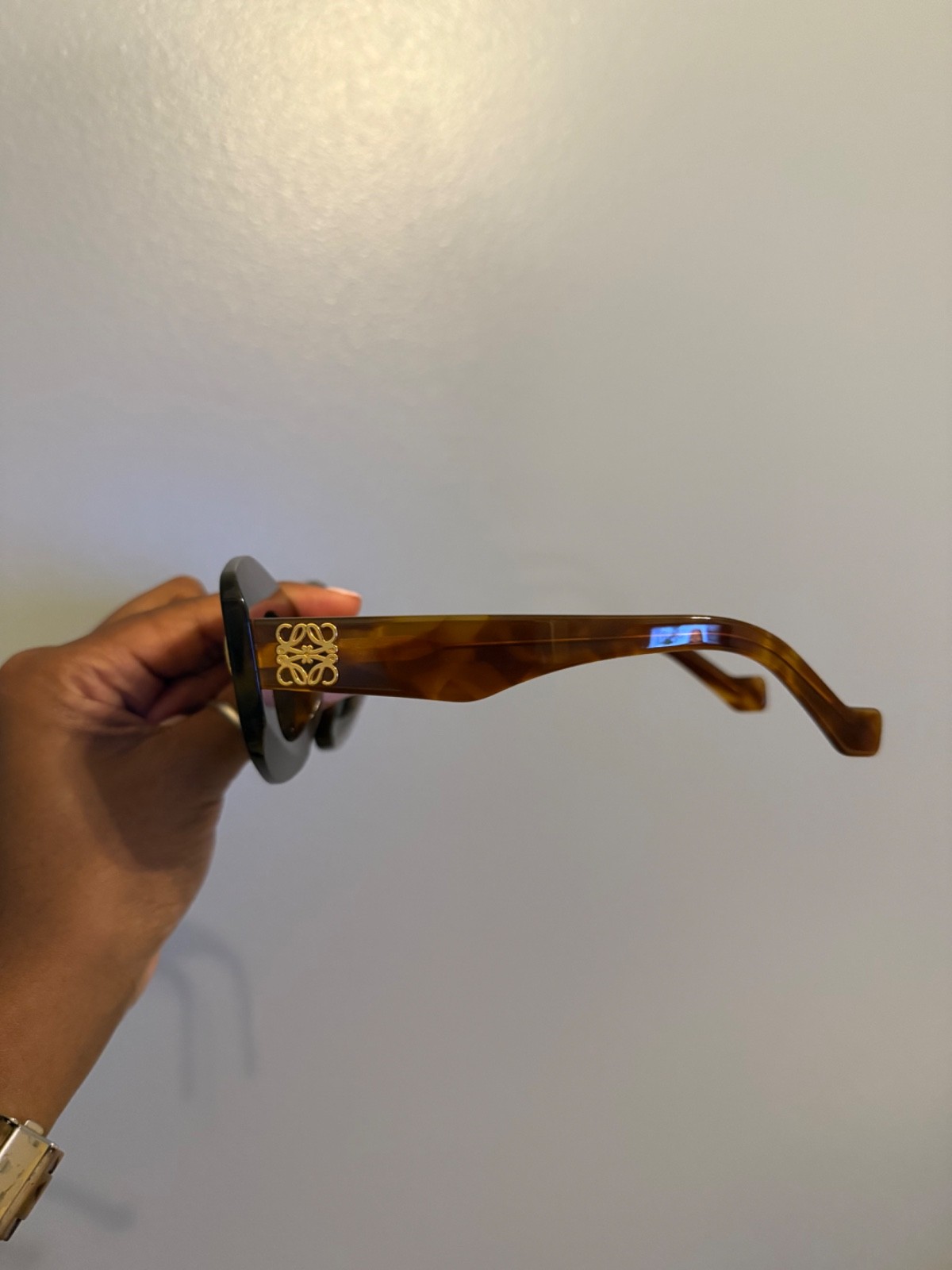 LOEWE Rectangular Sunglasses (Style: LW40114I) Perfect Condition!
