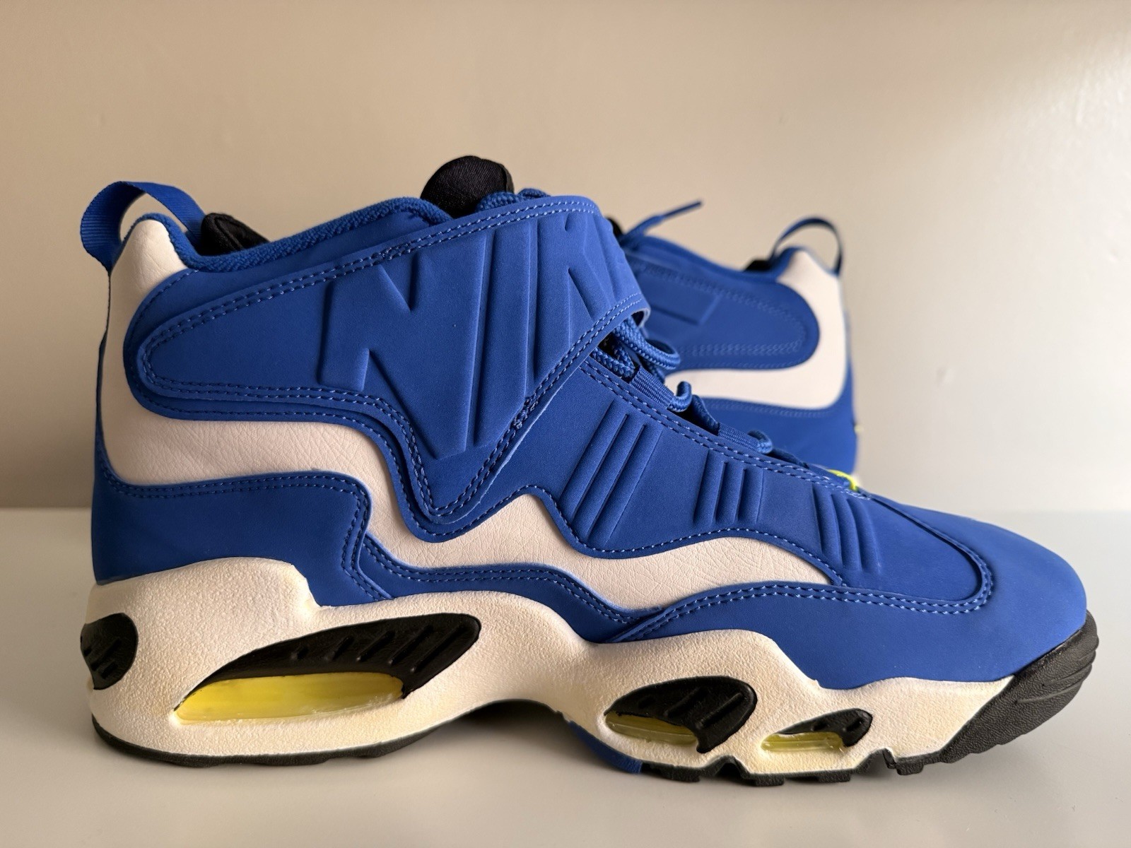 Nike Air Griffey Max 1 DJ5161 400 Varsity Royal Black-Volt (Men’s 10) NEVER WORN