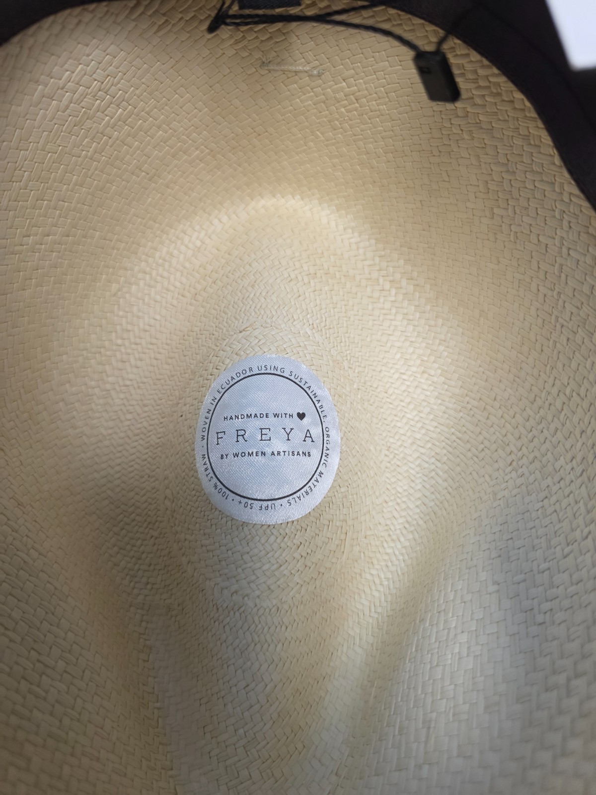 $285 New FREYA Straw Hat Sun Protection UPF 50 Women LARGE Beige Seafoam Ribbon