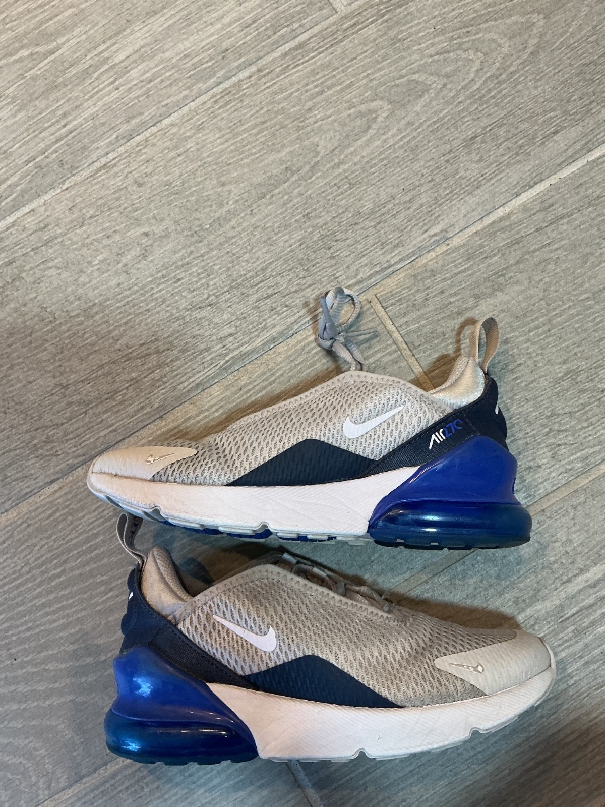 Nike Air 270 Gray Blue White Play School Sneakers Kids Sz 2Y AQ2372-041
