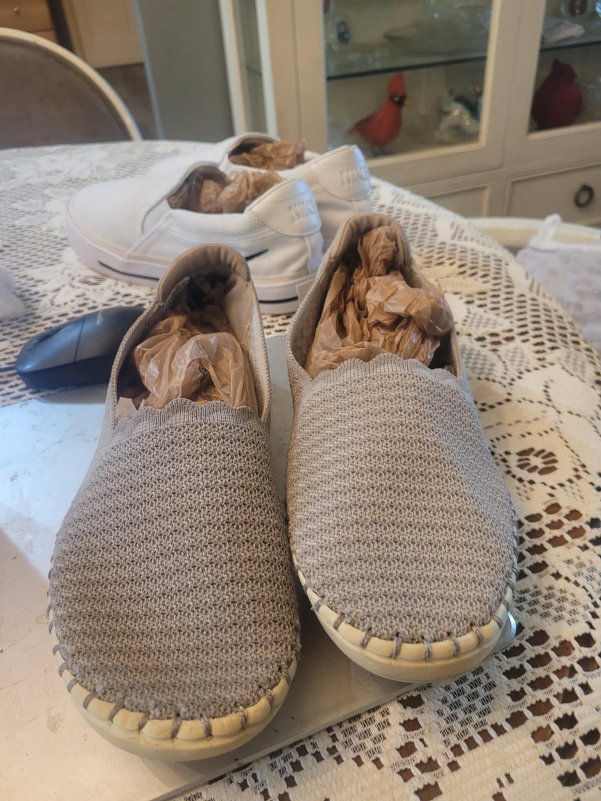 Skechers Air-Cooled Memory Foam Relaxed Fit Slip-On Knit Sneakers Size 6.5 tan