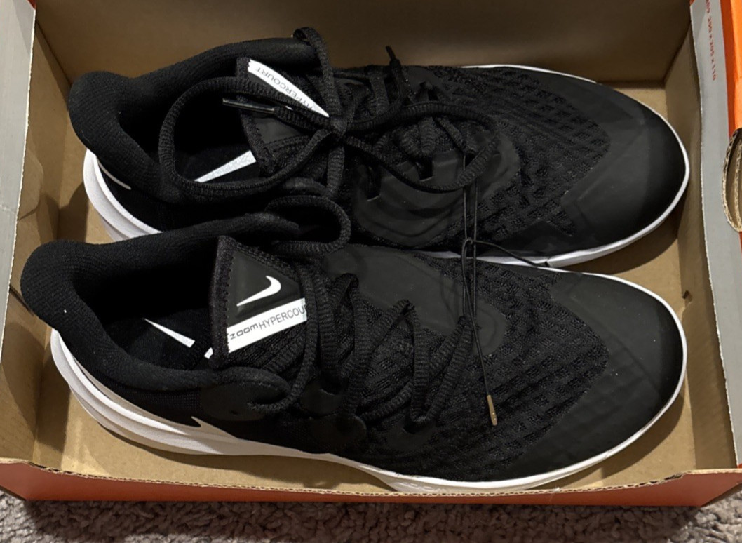 New Nike HyperSpeed Court Unisex Sneakers – US Men 6.5 / Women 8