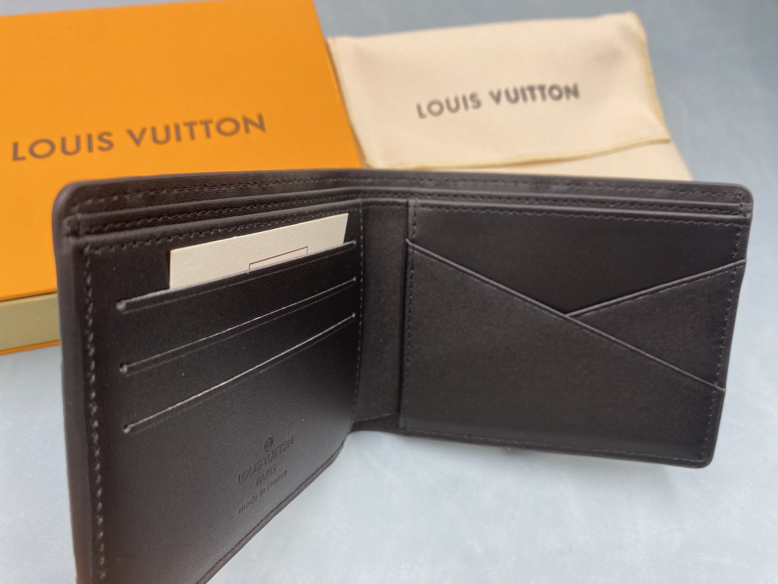 Damier Ebene Bifold Black & Gray Monogram Wallet