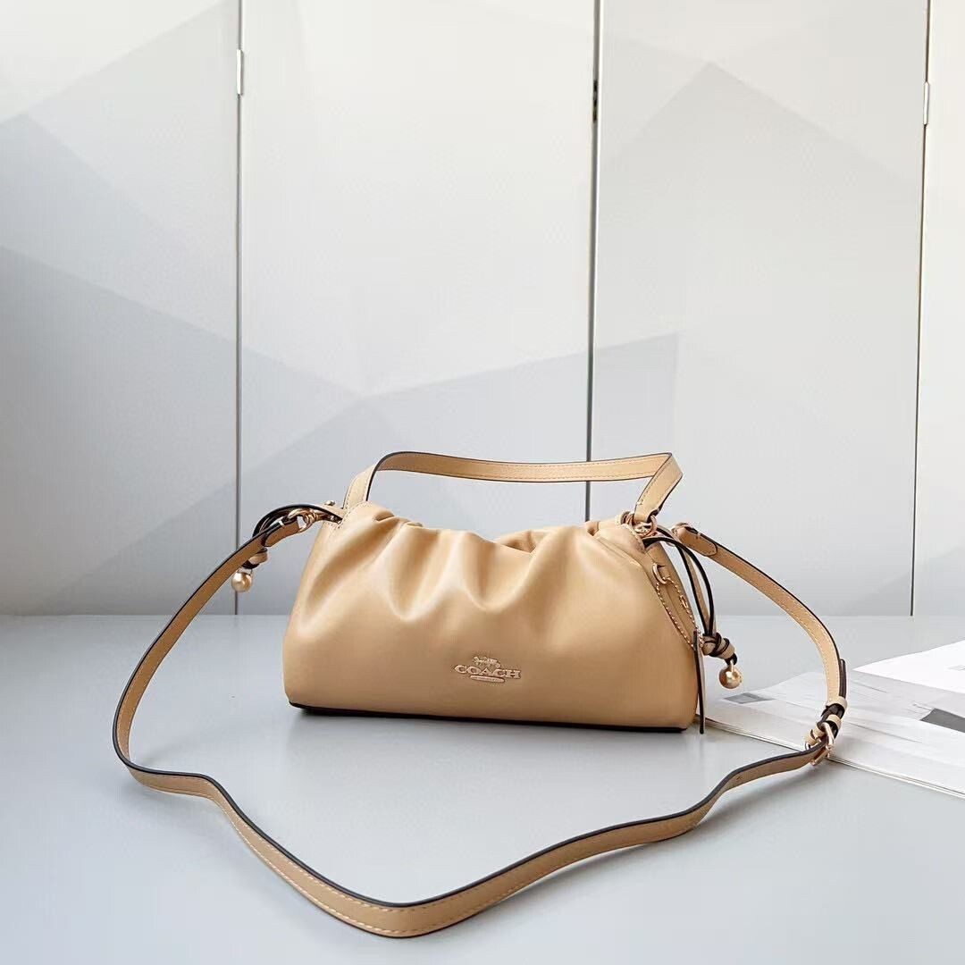 COACH Faye Shoulder Bag CV529 Outlet New Rushing Tan