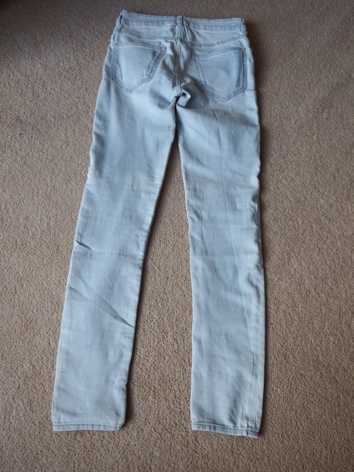 H&M Divided Light Blue Wash Denim Skinny Jegging Jeans Mid Rise Size 8 Stretchy