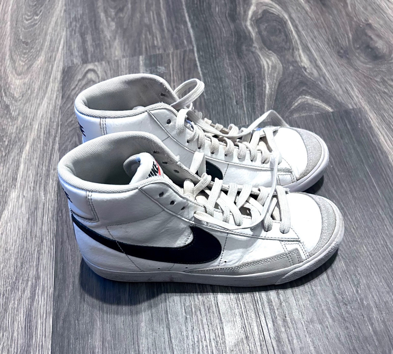 Size 6 (GS) – Nike Blazer Mid 77 White Black