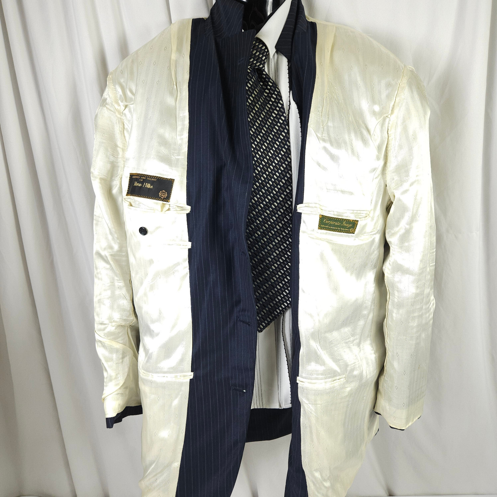 Tom James Corporate Image Navy Pinstripe Blazer Mens 50L 3 Button Sports Coat
