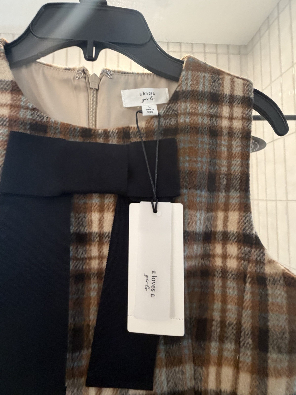 A Loves A Girls Size L Brown/Beige/Black/Blue Plaid Sleeveless Bow Zip