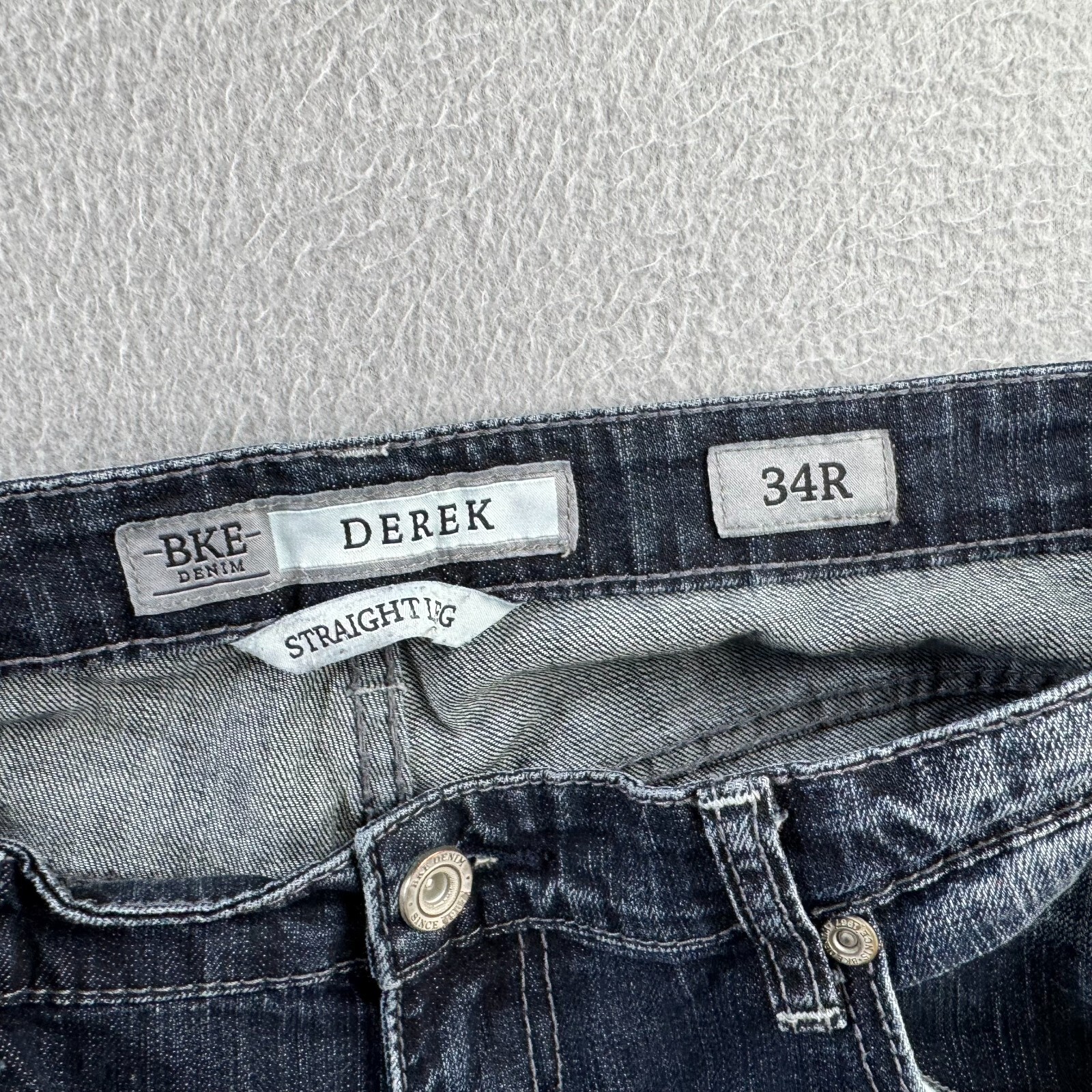 Buckle BKE Jeans Mens 34R (Fits 35×31) Blue Denim Derek Straight Leg SEE DETAILS