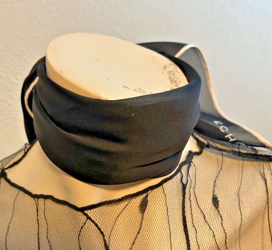 Echo – NEW 21 x 21 In. Small Sq. Black Solid Color 100% Silk Scarf- SS 1043