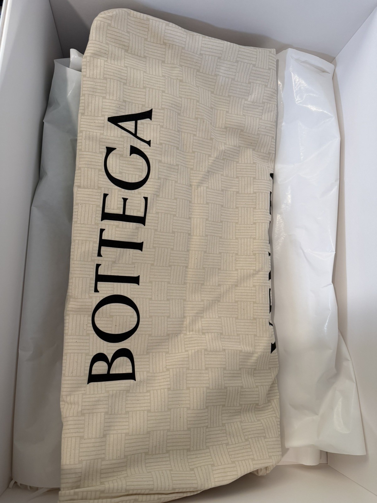 Bottega Veneta Intrecciato Large Parachute Shoulder Bag Pinecone