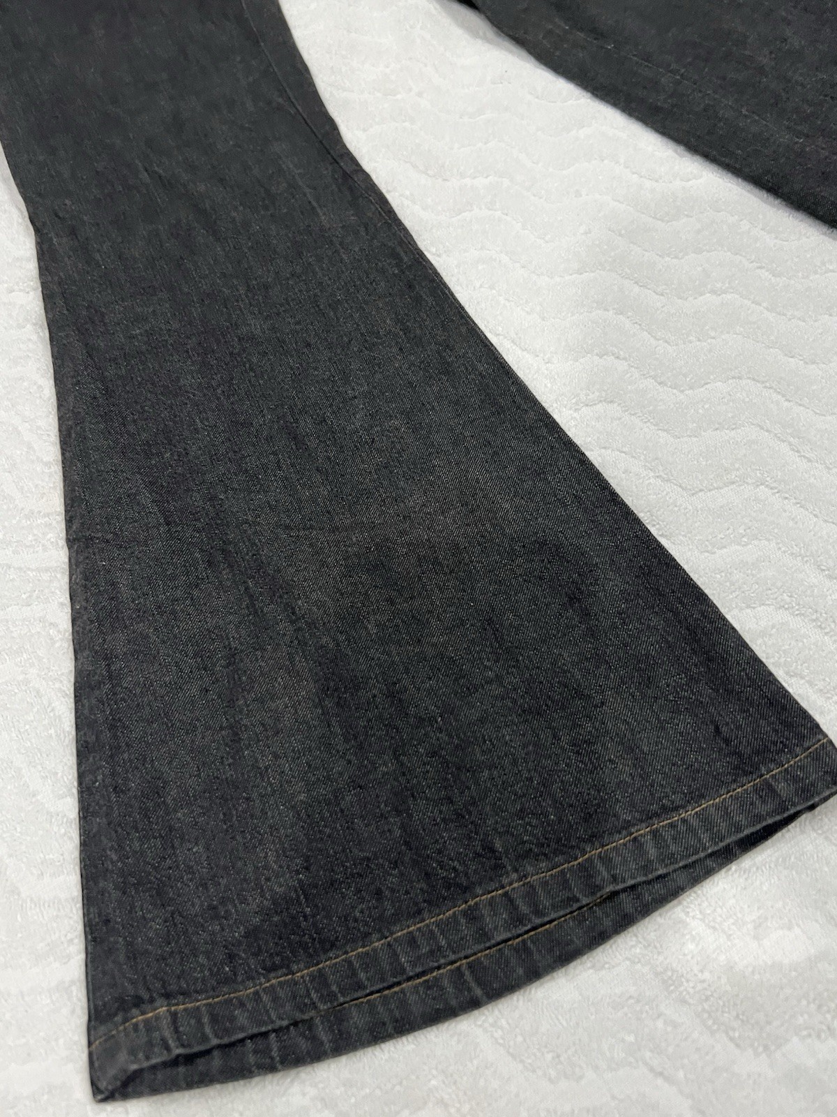 Vintage Women Gucci by Tom Ford Size 38 Wide Leg Boot Cut Flared Jeans Dark Gray