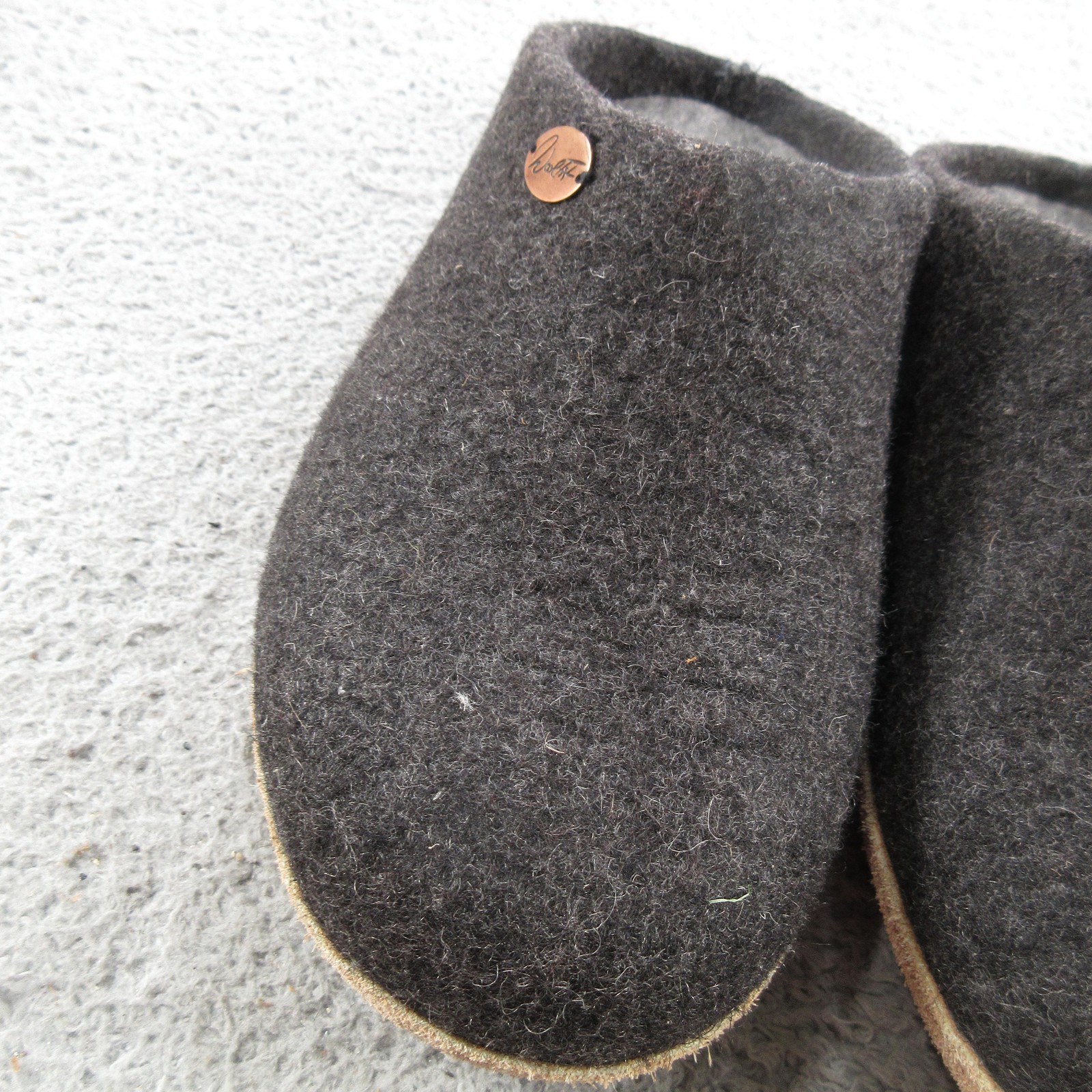 Woolfit Slippers Womens Size 8 Gray Wool Felt Clog Slip On House Shoes Comfort
