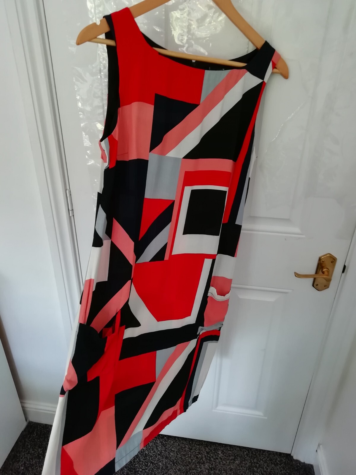 Wallis Size 10 Black Red Pink White Abstract Shift Dress Pockets Back Zip Ladies