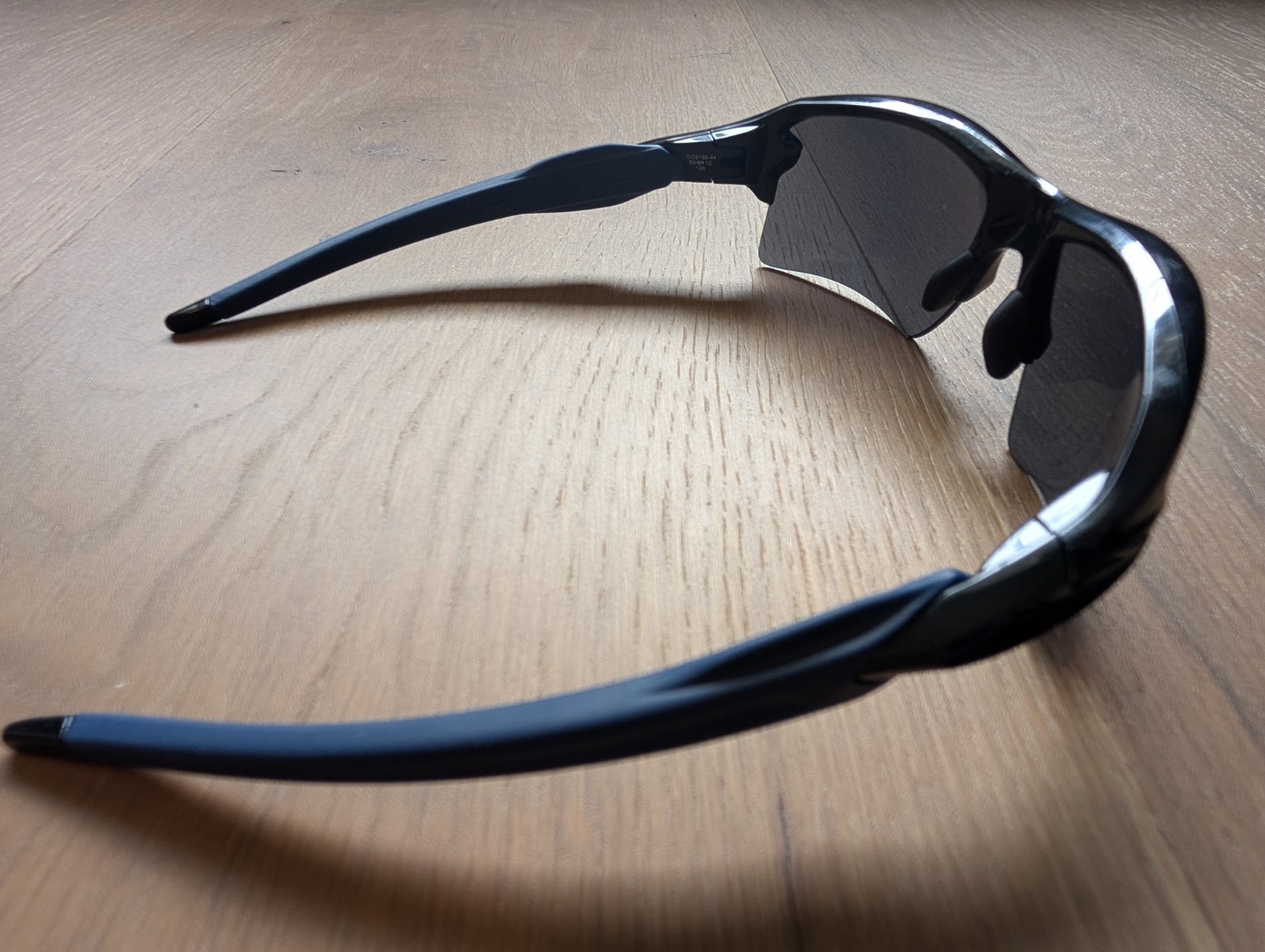Oakley Flak 2.0 Black with Blue Temple. OO9188-44 59