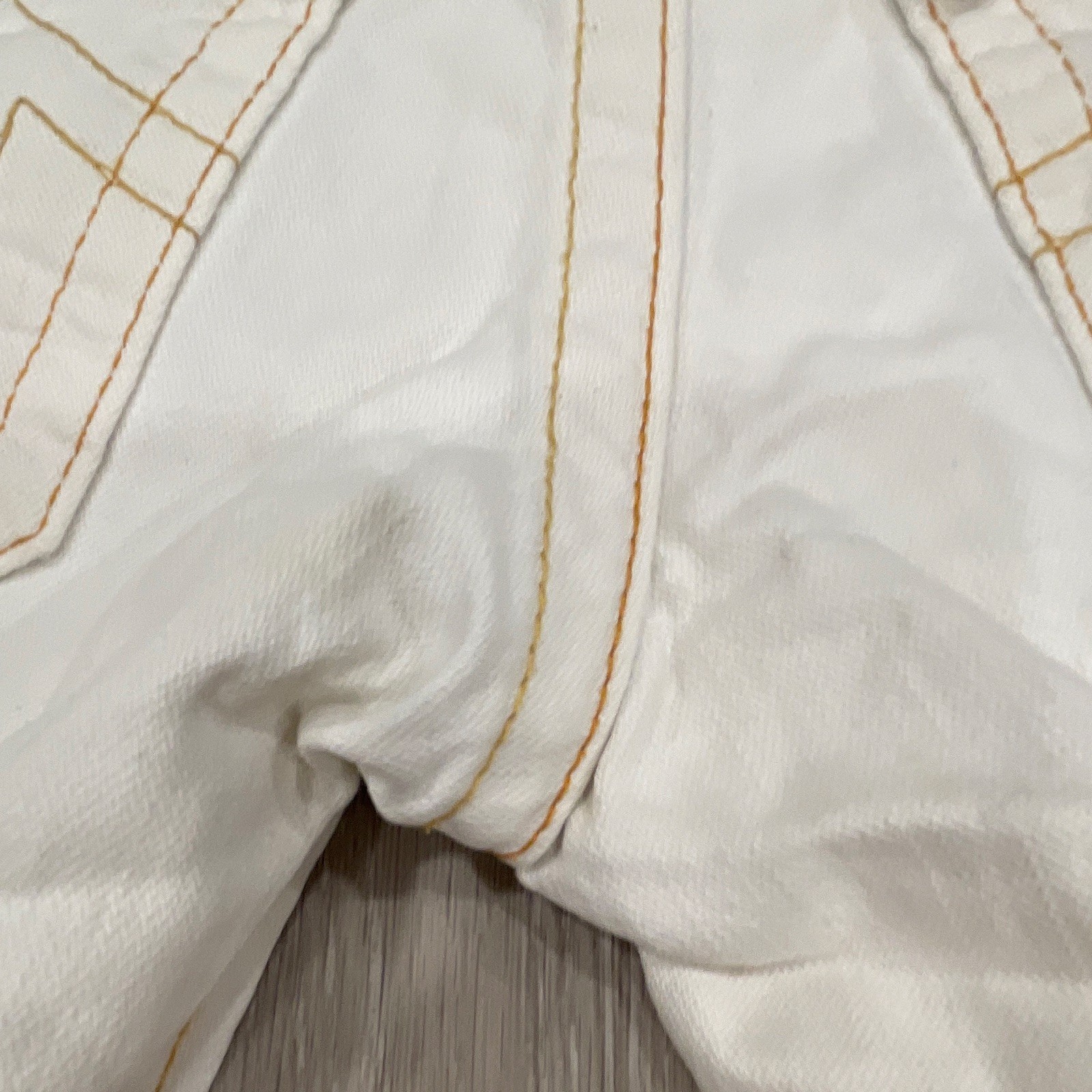 True Religion World Tour Men’s Bootcut Low Rise Light Wash White Denim Jeans