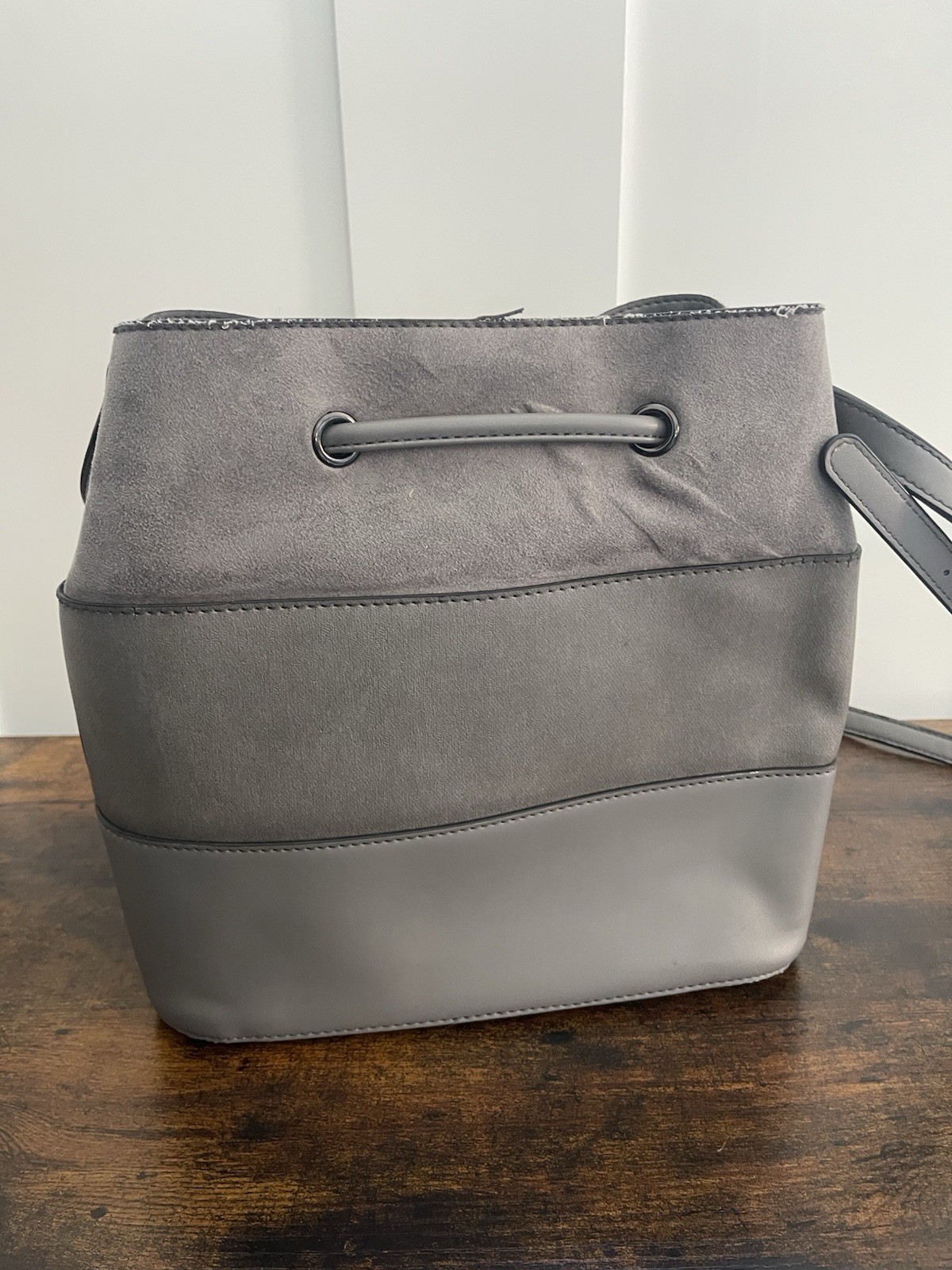 Calvin Klein Gray Drawstring Bucket Crossbody Bag Adjustable Strap Silver Logo