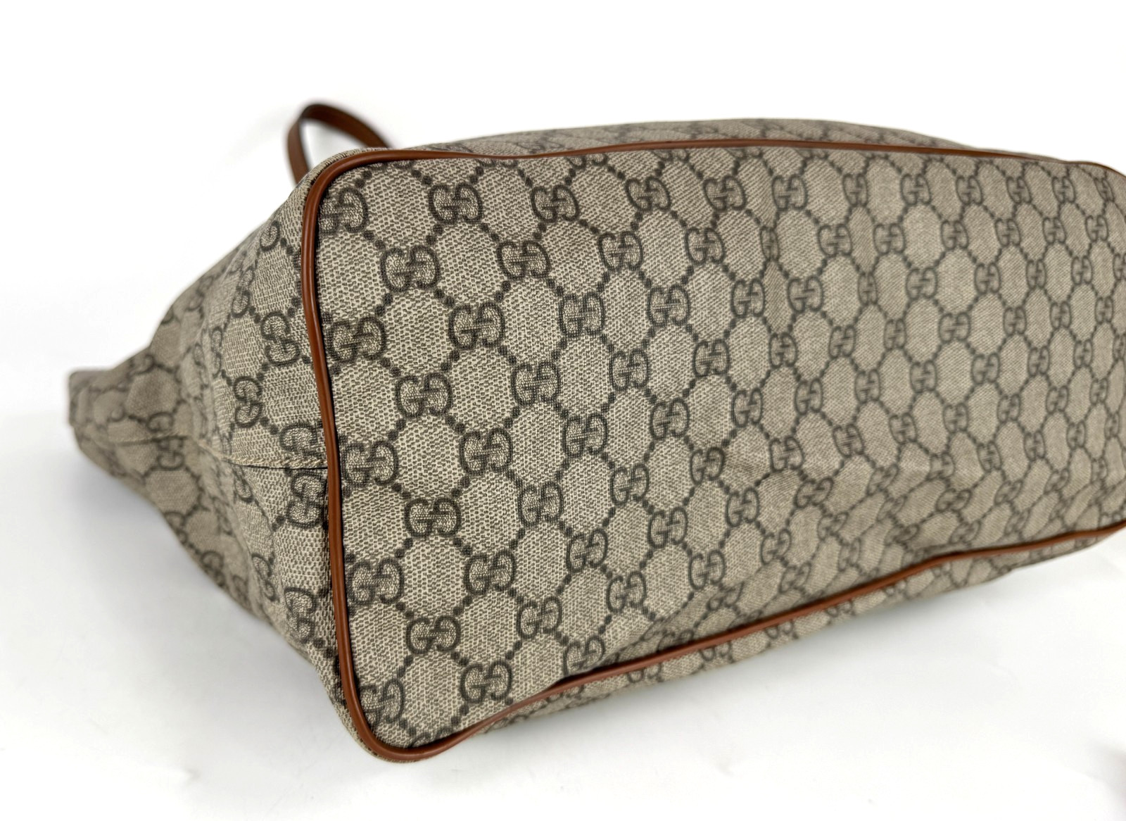Gucci Auth Large GG Supreme Beige Brown Tote Bag Canvas Leather Monogram Runway