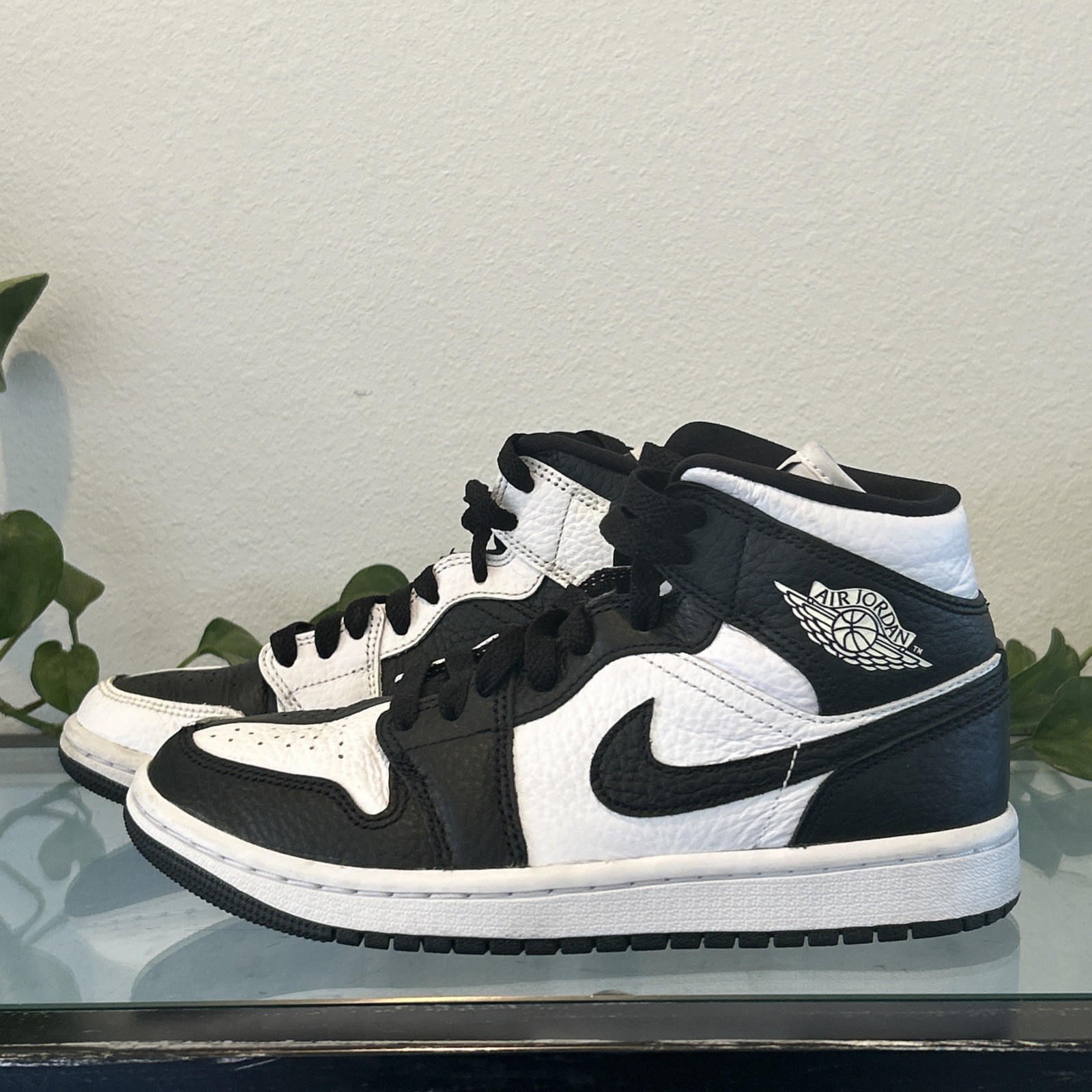 Nike Air Jordan 1 Mid Se Split Homage White-Black Womens Sz 6 [DR0501-101]