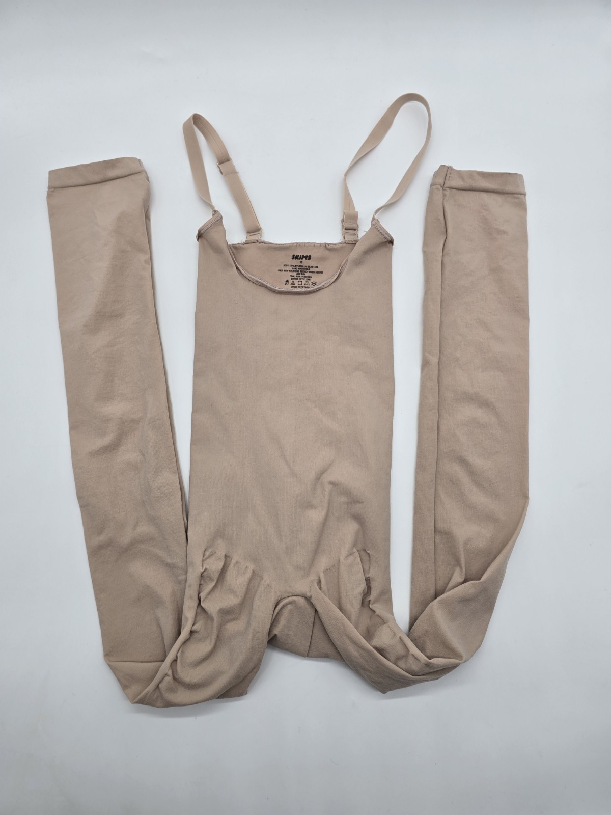 SKIMS Everyday Sculpt Open Bust Catsuit XS Nude Compression Shapewear NWOT