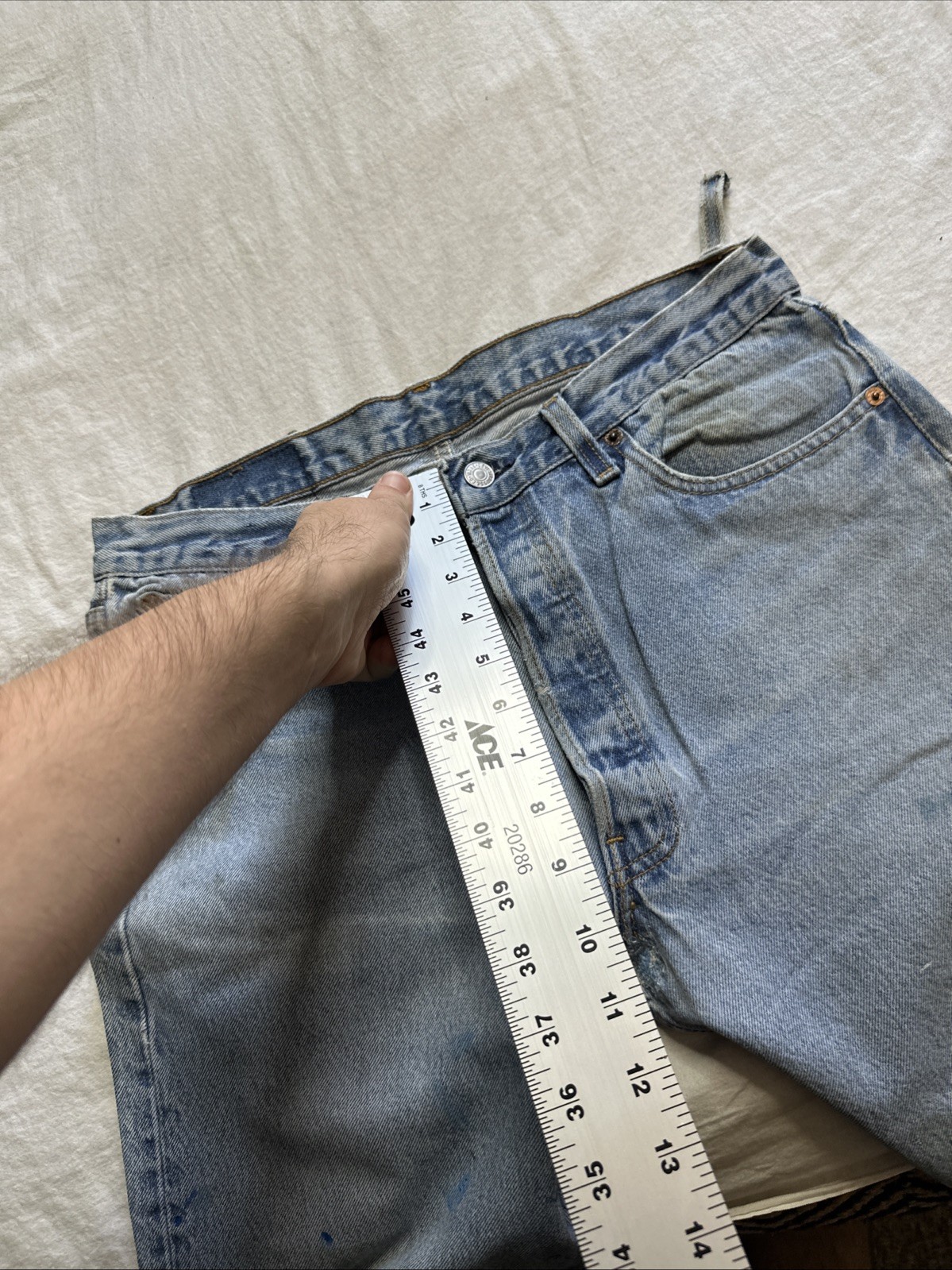 Vintage Levi’s 501 Blue 90s USA Button Fly 1990s Men’s 501xx Distressed 32X29