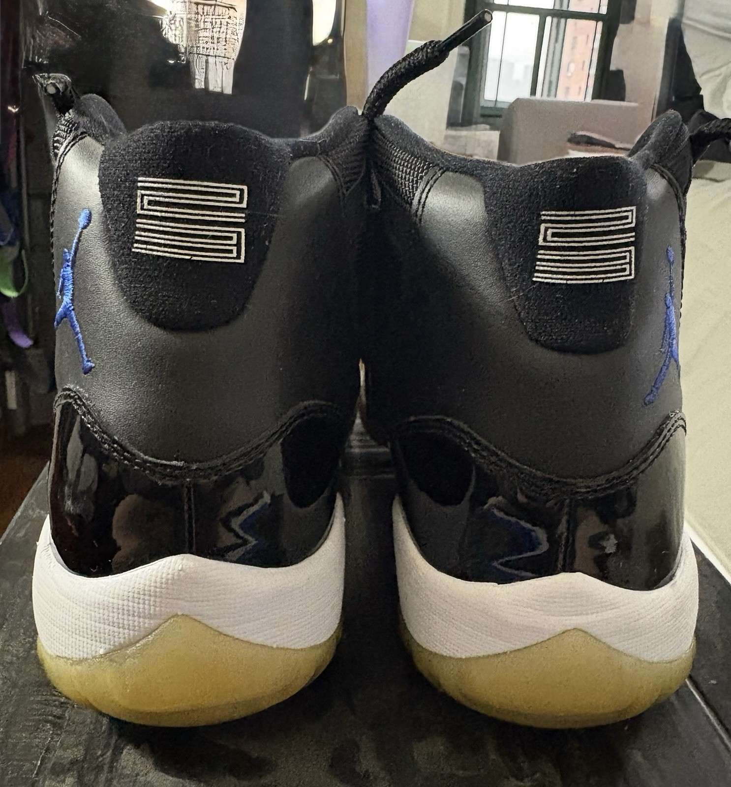 Air Jordan 11 Retro Space Jam (2009) | Code 378037-041 | Preowned Size 9