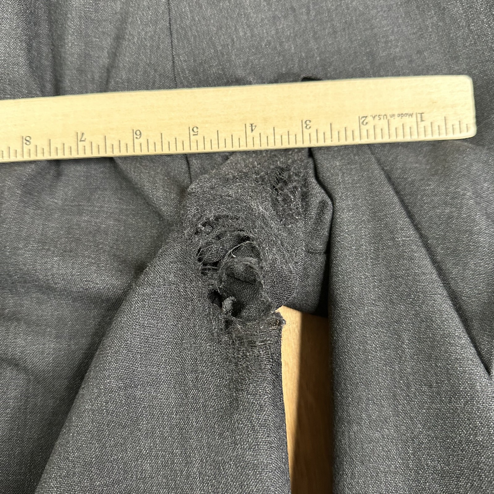 Jos A Bank Suit 44R Gray 2 Button Wool Pants 38×28 Pleated Front Canvased