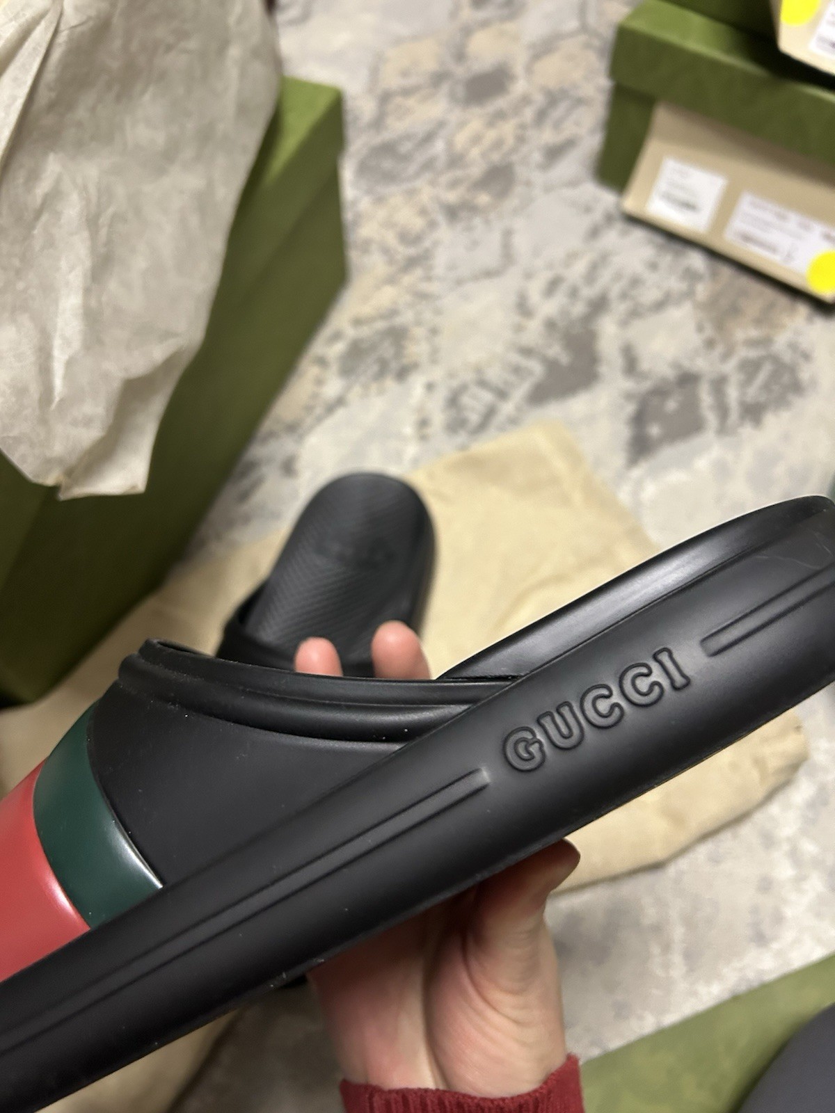 New GUCCI Men’s Rubber Web Slide Sandals New And Authentic UK6/US6.5
