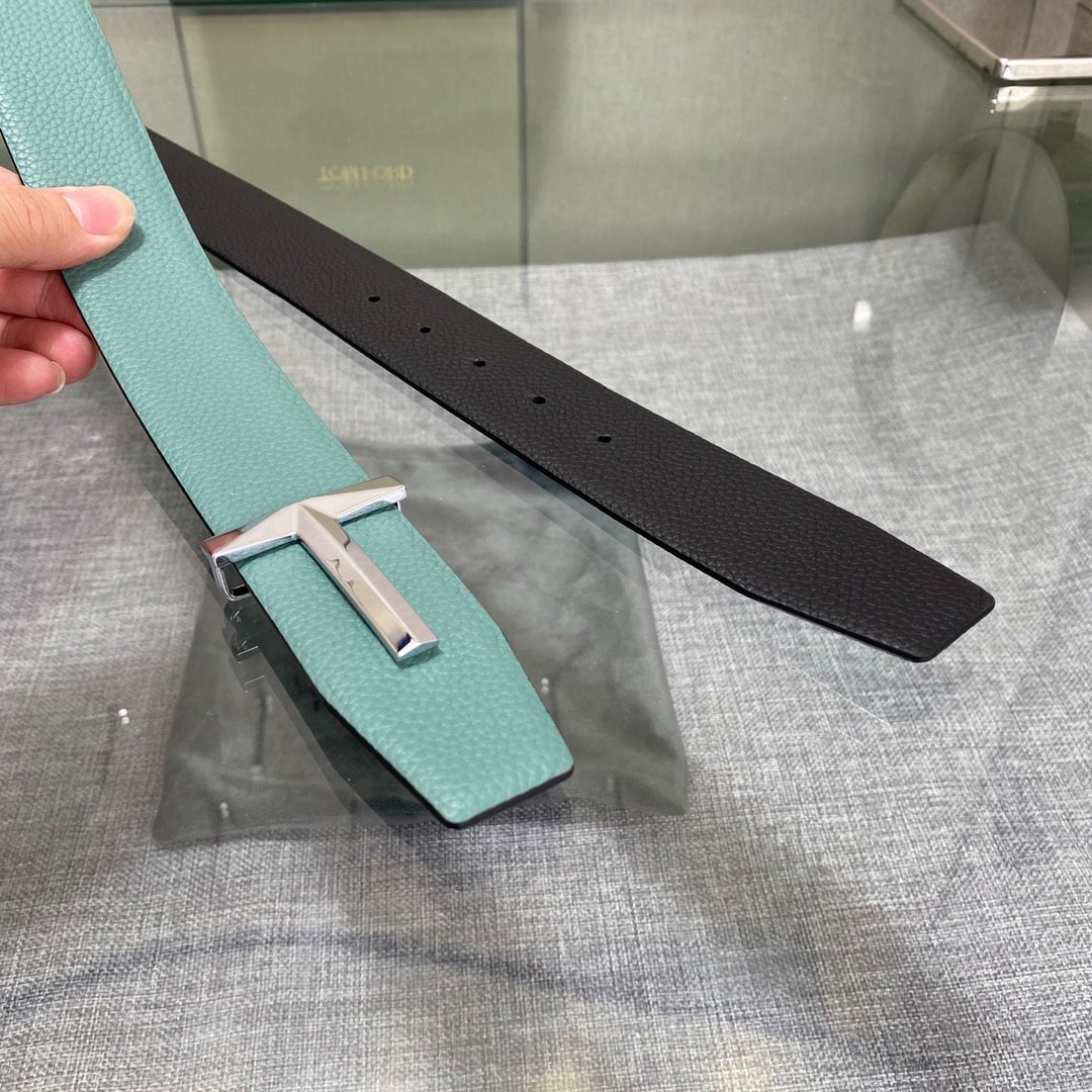 Tom Ford Green/Black Calfskin Reversible Belt Silvery Simple T Buckle