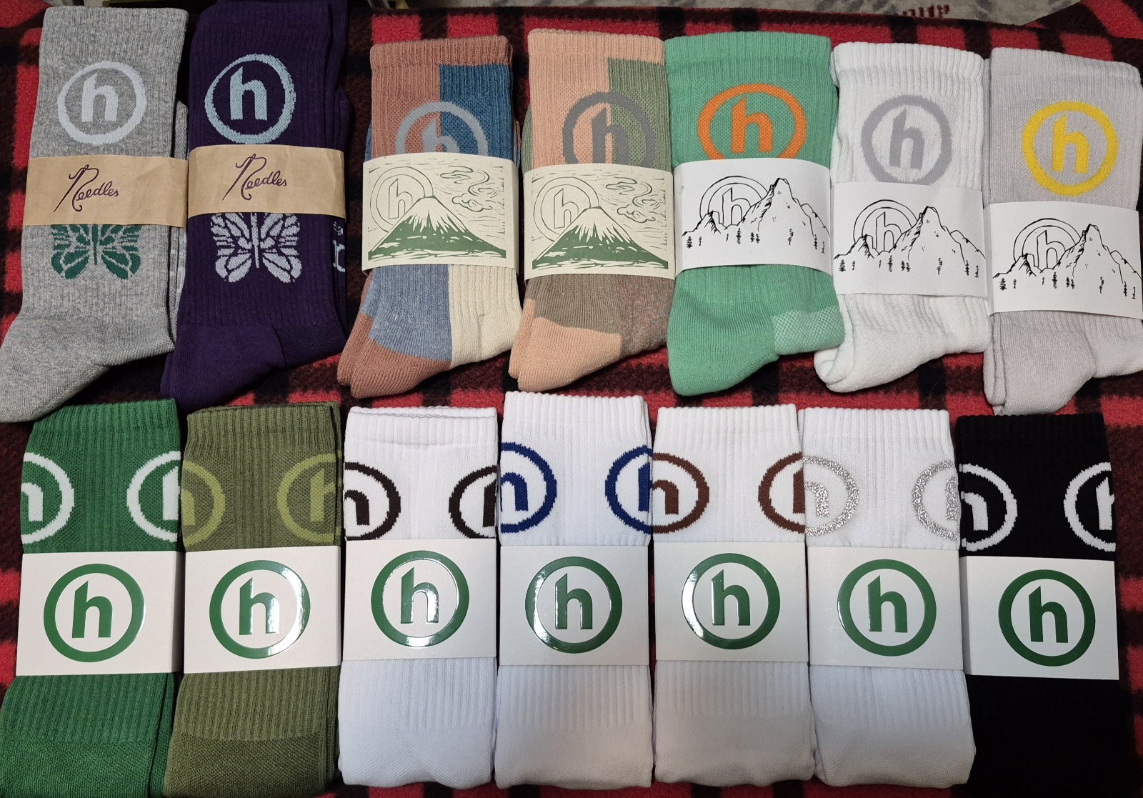 HIDDEN NY SOCKS USA JAPAN NEEDLES BUY 1 OR MORE WITH VOLUME SHIP!