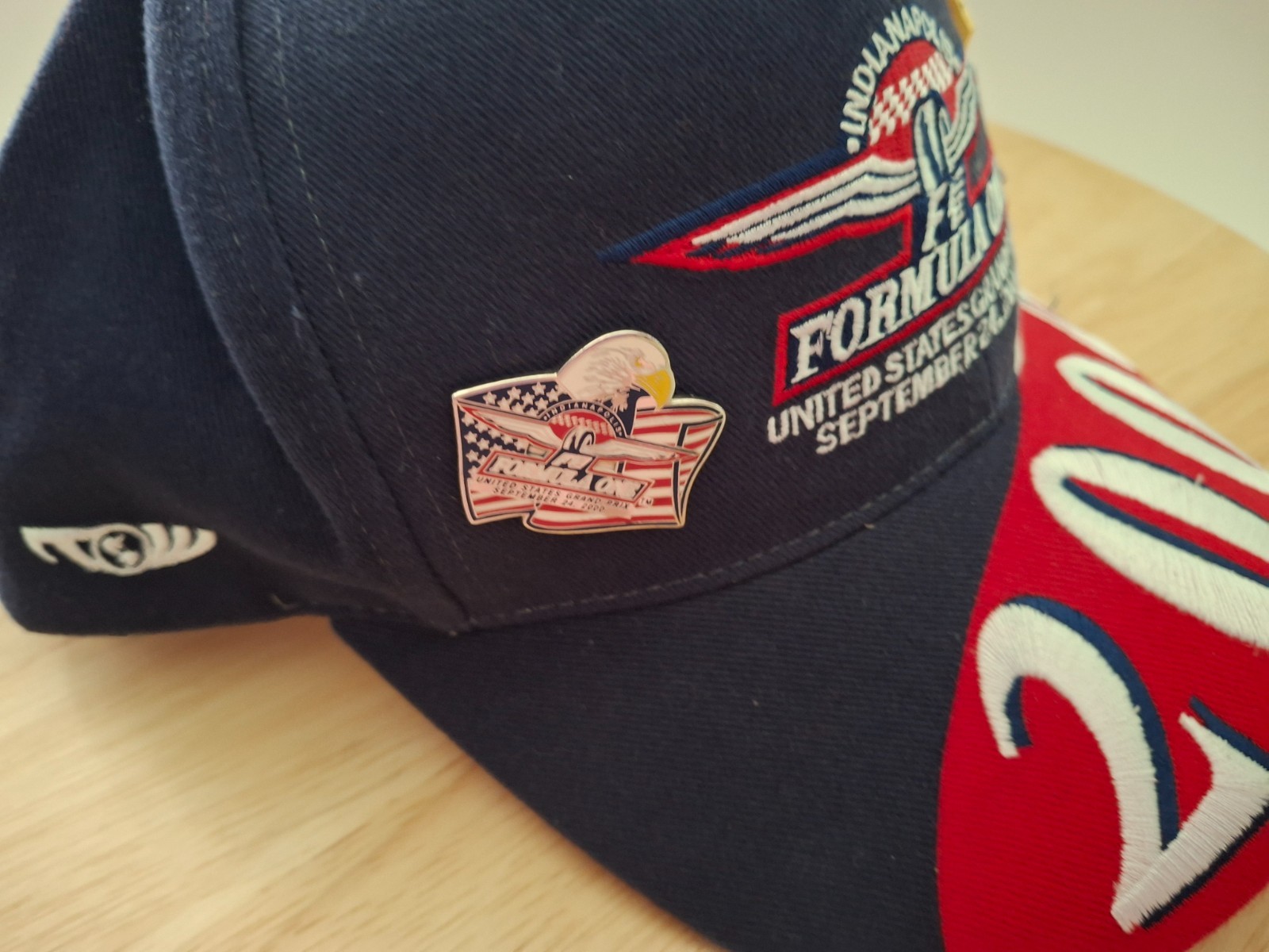2000 Formula One Inaugural US Grand Prix Indianapolis Hat Cap + 3 Pins F1 Rare