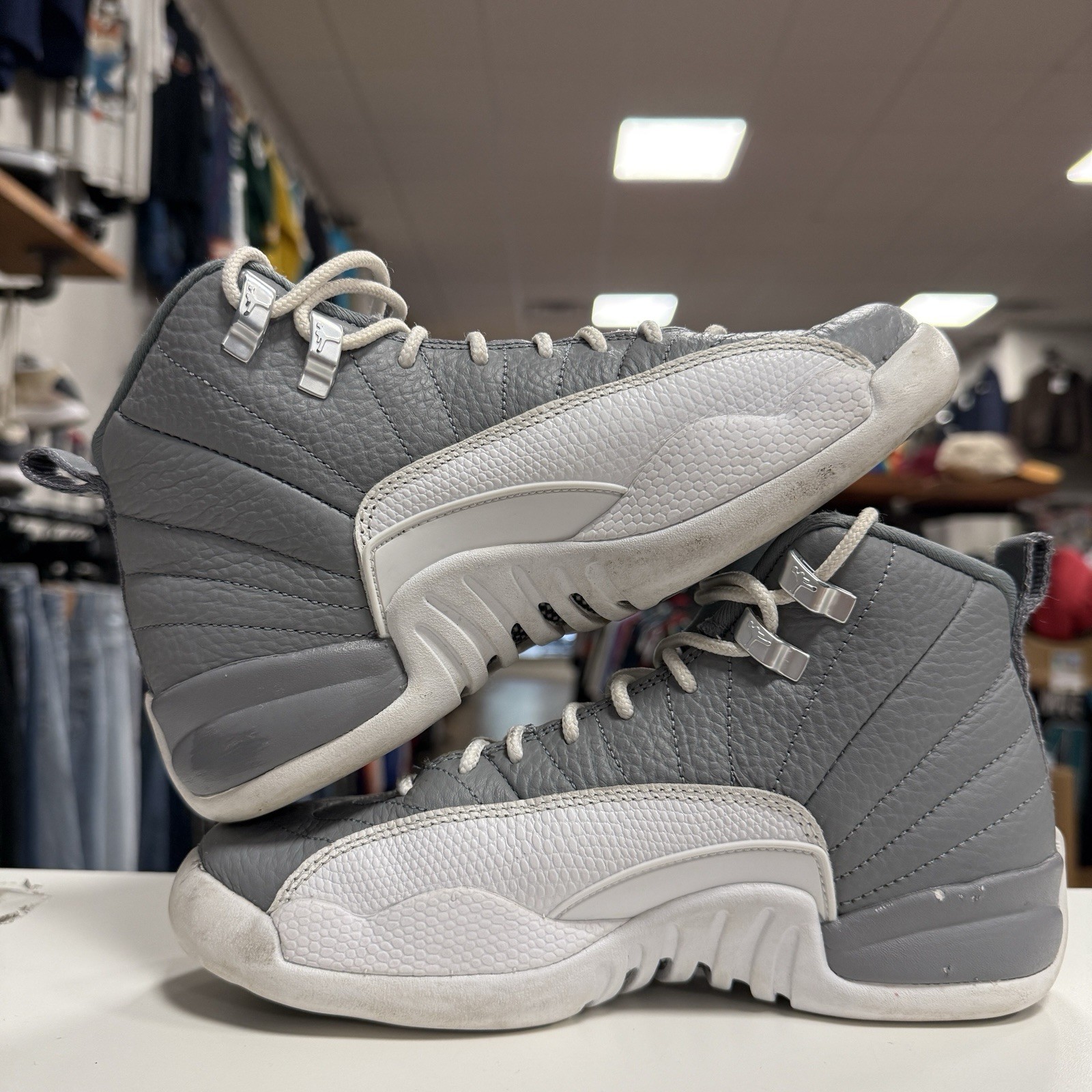 Size 4 (GS) – Jordan 12 Retro Stealth (153265-015)