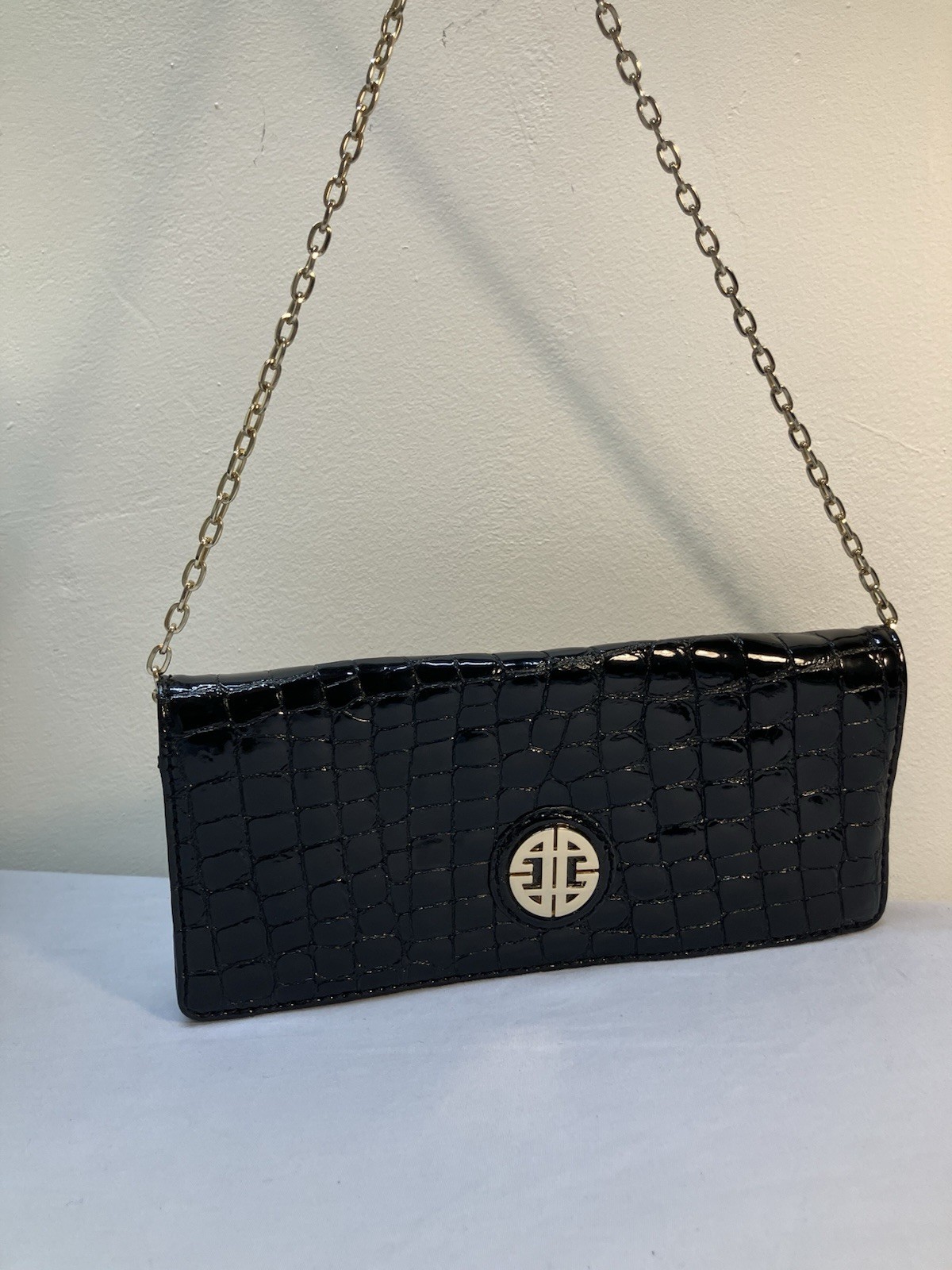 Y2K Antonio Melani Black Patent Leather Clutch bag Crocodile Embossed Gold Chain