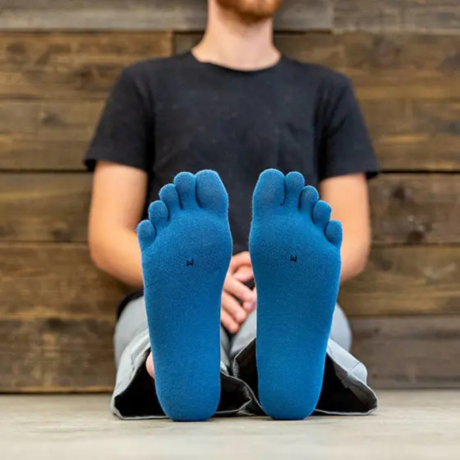 Injinji Men’s Sport Lightweight Hidden Coolmax Toesocks, Steel, Size Options