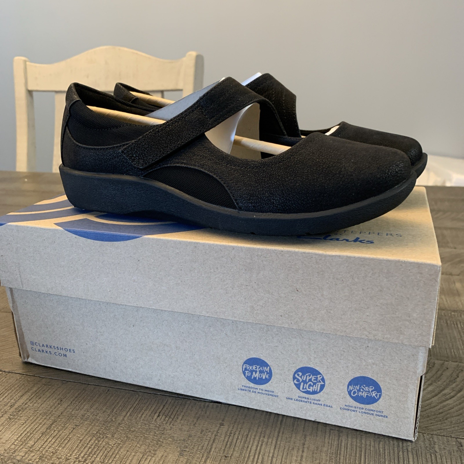 Clarks Women’ Cloudsteppers Cushion Support Sillian Bella Size 8.5 M Black