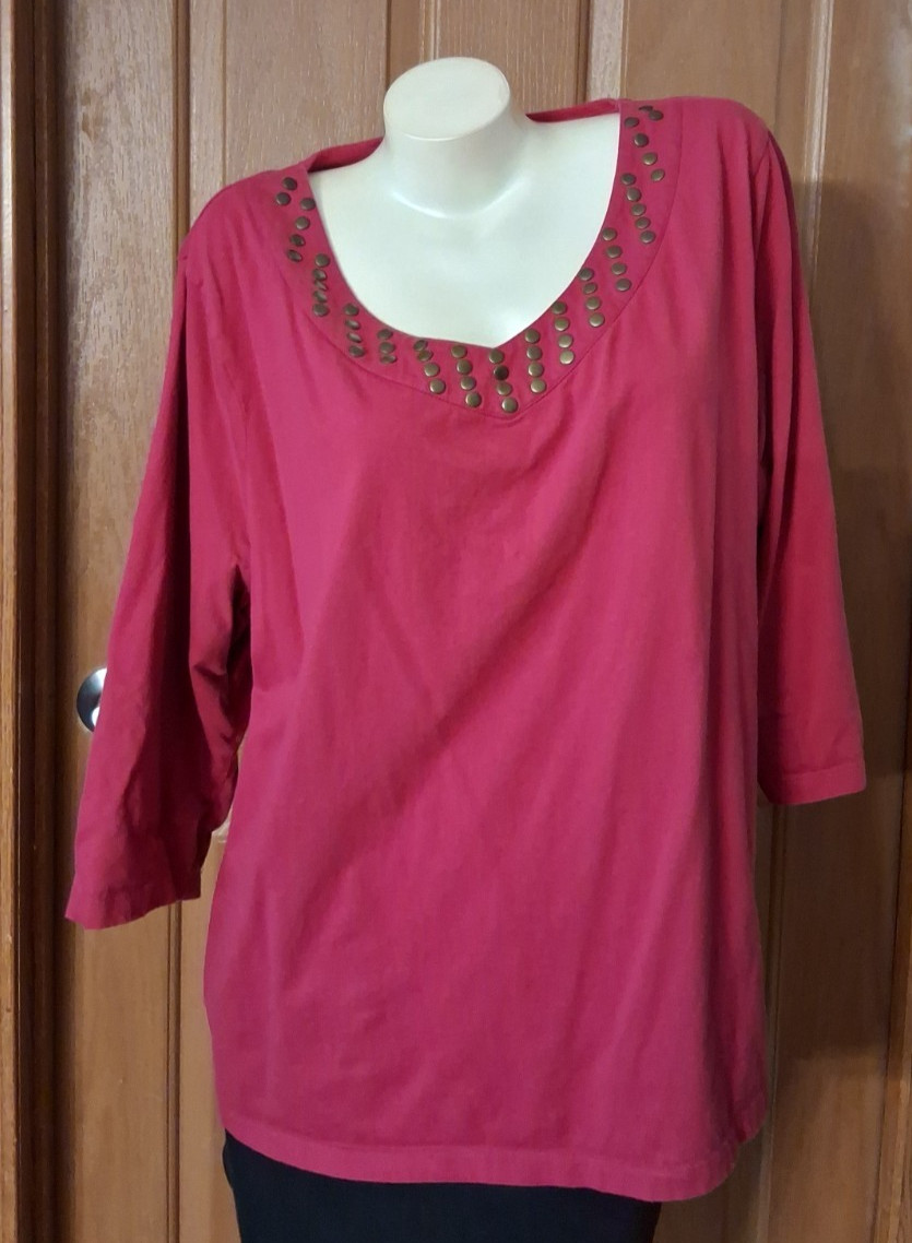 Kim Rogers Woman Pink Tee V-Neck Brown Rivets Bracelet Sleeves Plus Size 3X