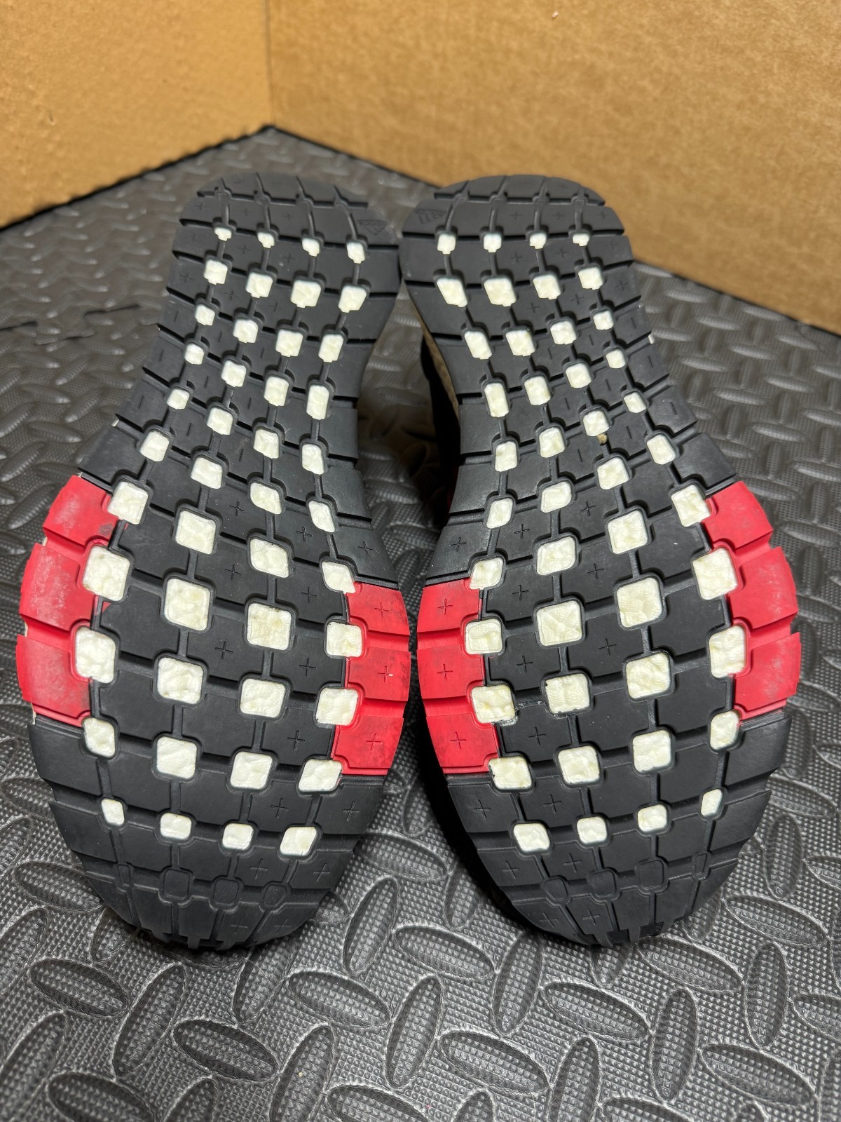 Adidas PureBoost RBL Black Scarlet Size 11 Running Shoes – FREE SHIPPING