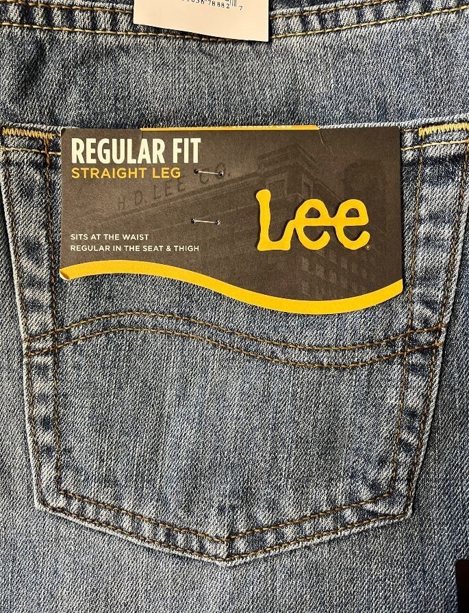 Lee Men’s Regular Fit Jeans Size 31, 33, 34, 36 or 38 NEW 100% Cotton Ret $44.00