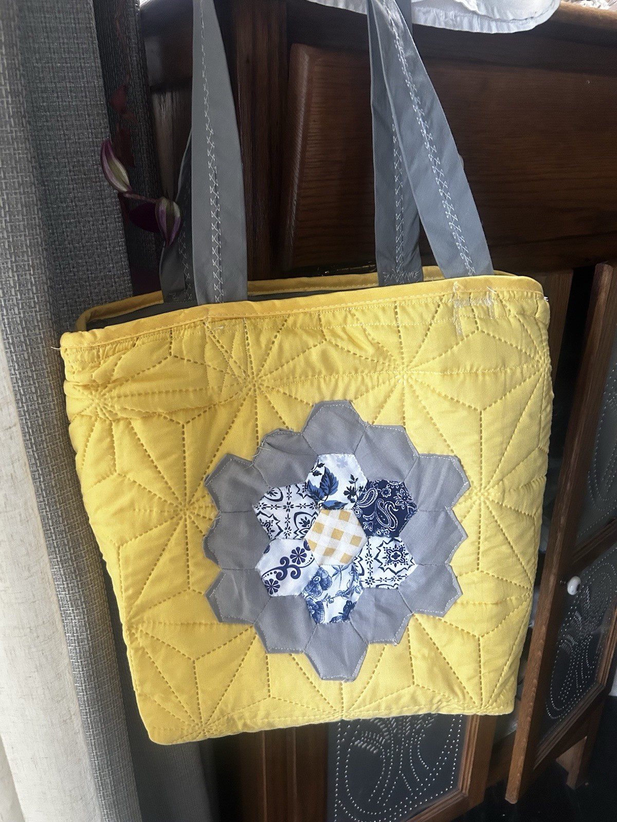 Yellow Quilted Tote Bag Gray Double Handles Floral Applique Blue Lining Open
