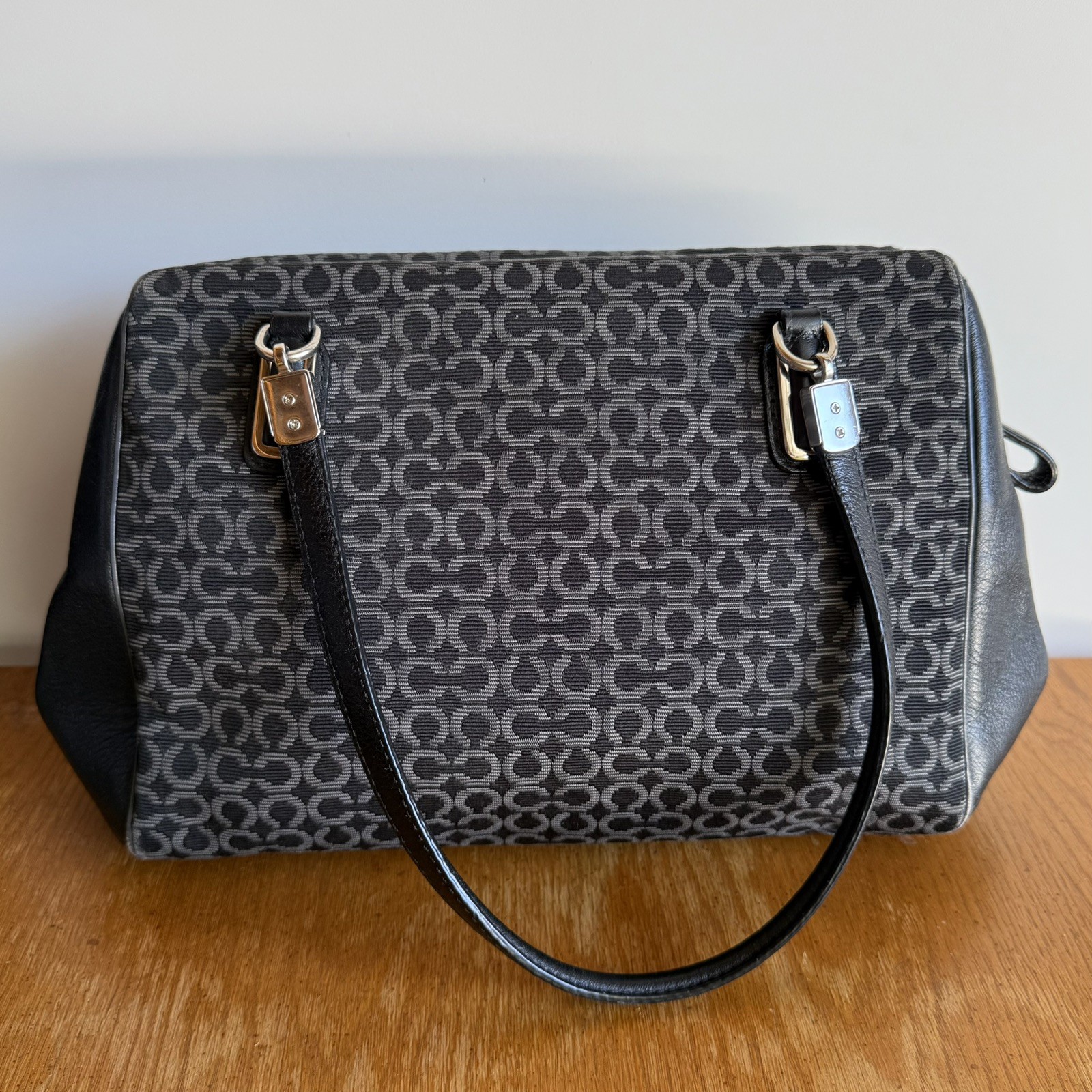 COACH Purse Madison Madeline Satchel/ Black and Grey 25215