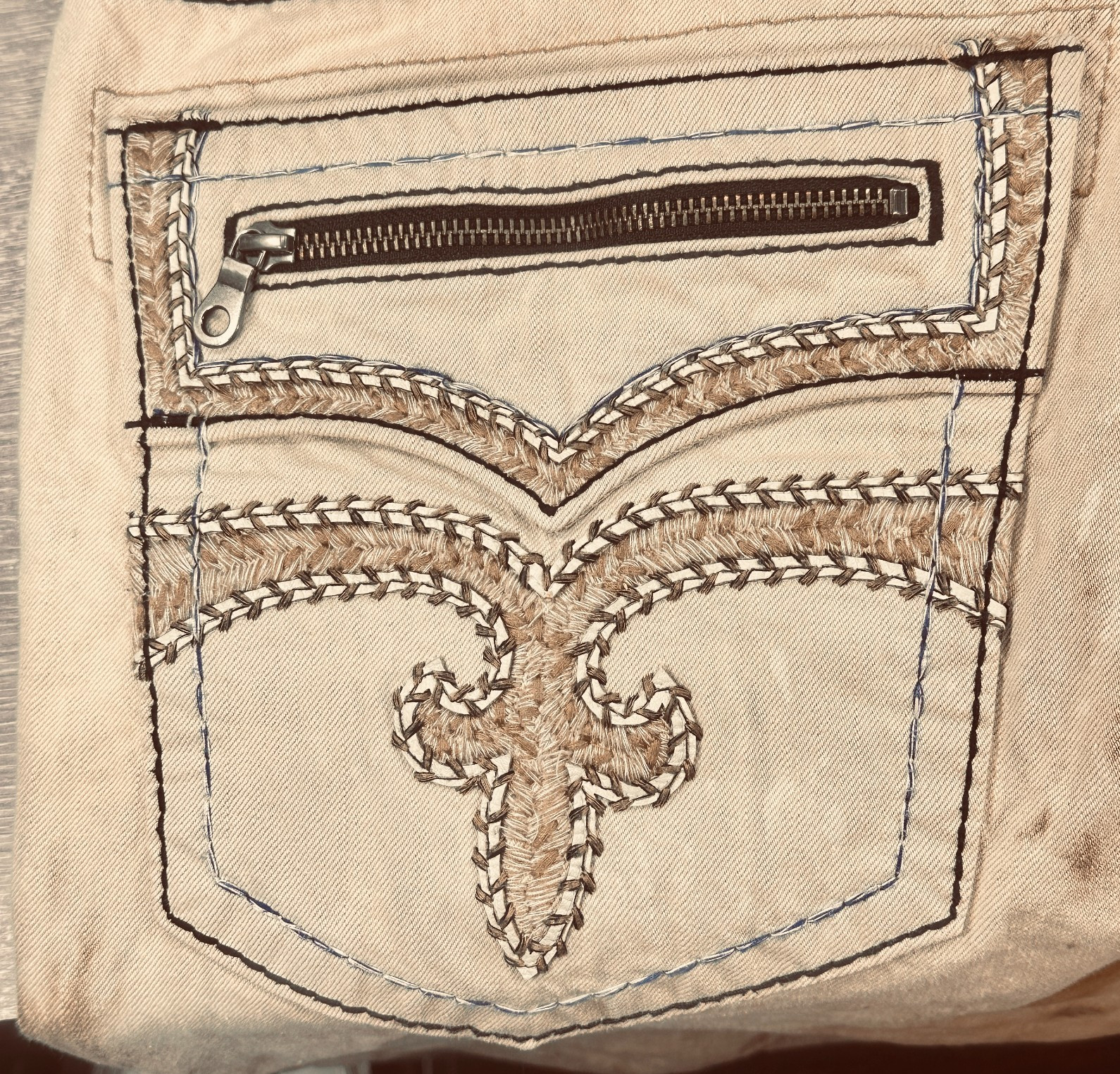 Rock Revivial Callan Biker Beige Jeans Acid Distressed Embroidery Size 38 x 33