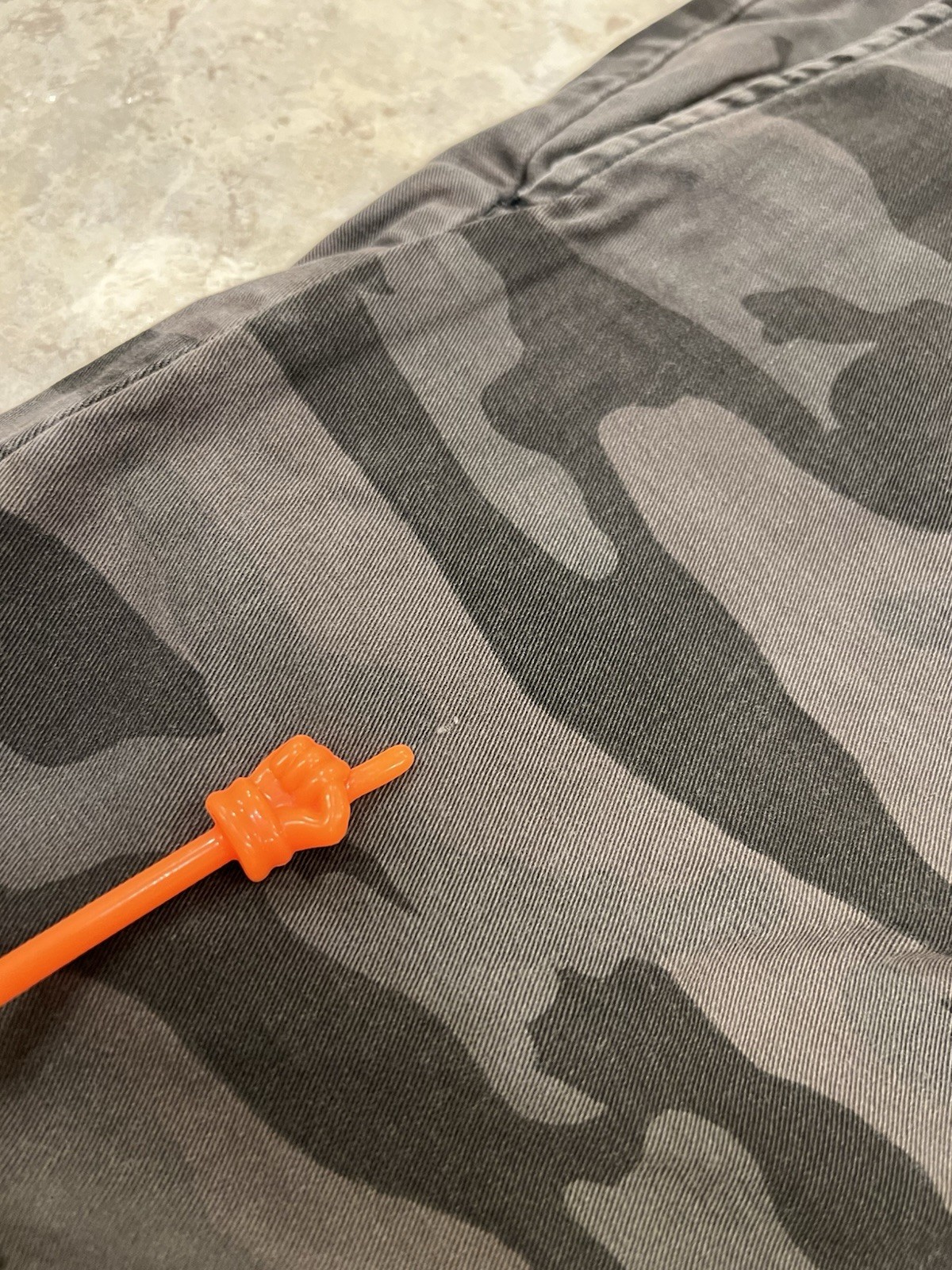 Wrangler Men’s 38 Gray Black Camo Shorts Casual Workwear Tech Cell Pocket