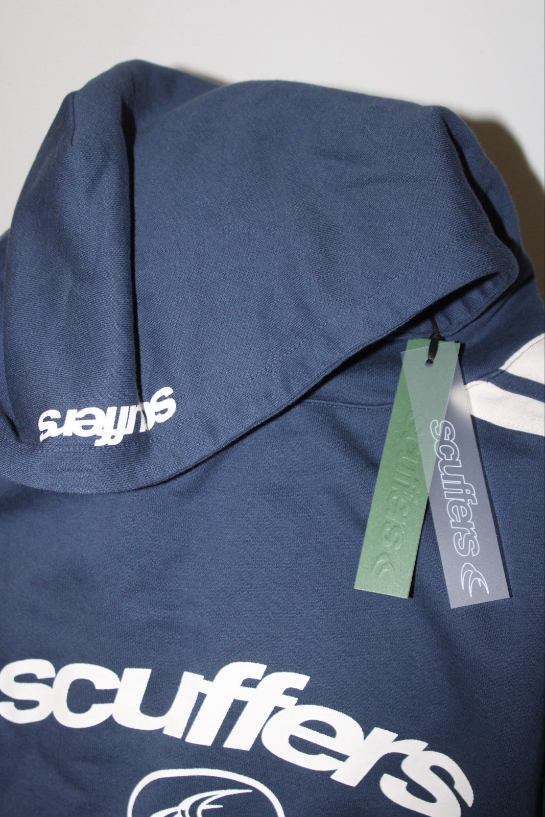 SCUFFERS BRAND NEW “EFFORTLESS” IN BLUE SIZE XXL CAN FIT XL … PREMIUM HOODIE