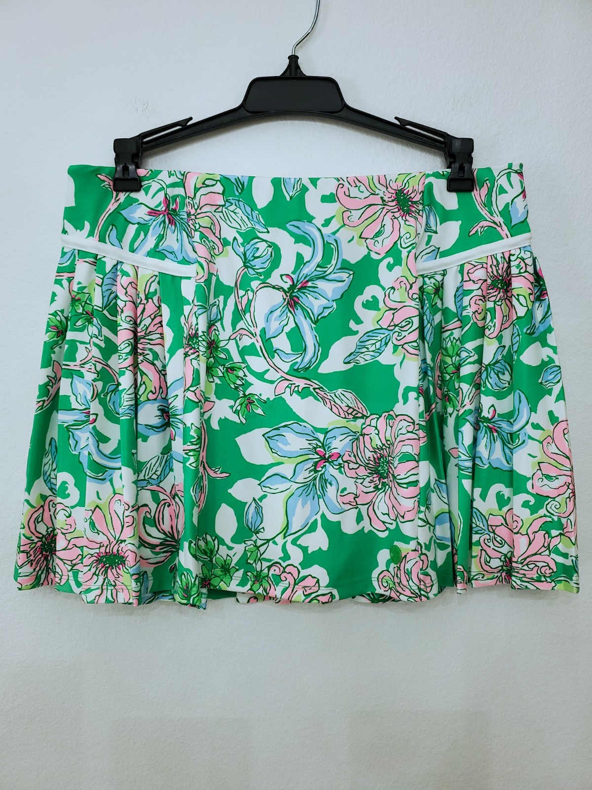 Lilly Pulitzer Women’s Bacio Skort UPF 50+ Spearmint Blossom Views Medium