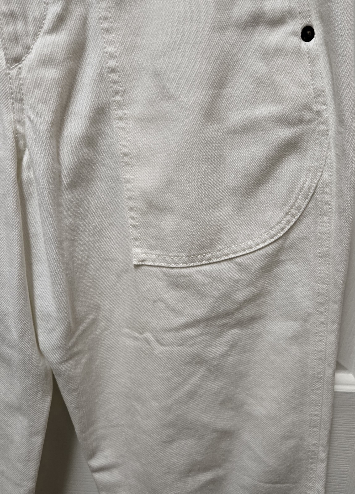 The Row Hester Wide Leg Cropped Jeans, Size 4, White