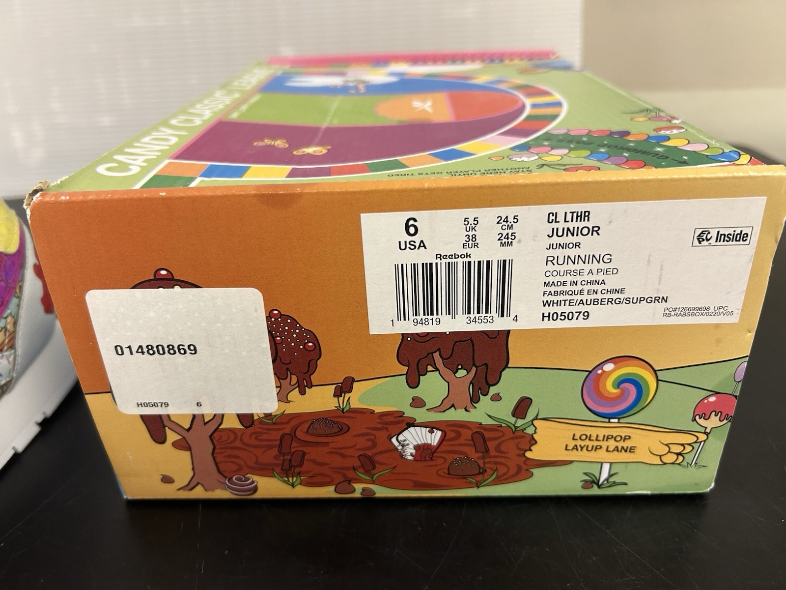 Reebok Candy Land Classic Leather GS Size 6 Shoes (Big Kids)